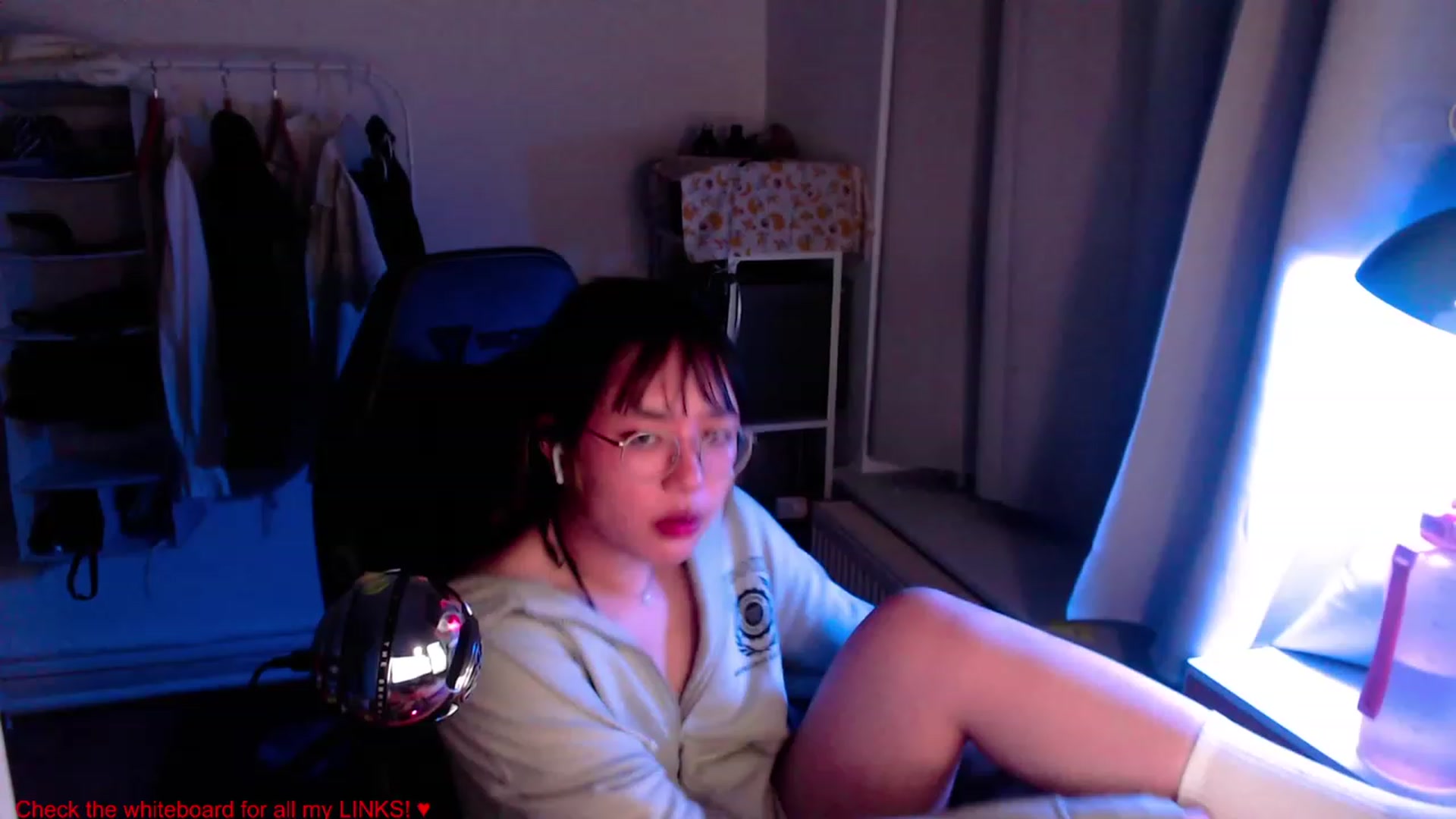 Gallery image thumbnail from Kuromin's myfreecams stream on, 06/23/2023, 24:04 image 13 of 20