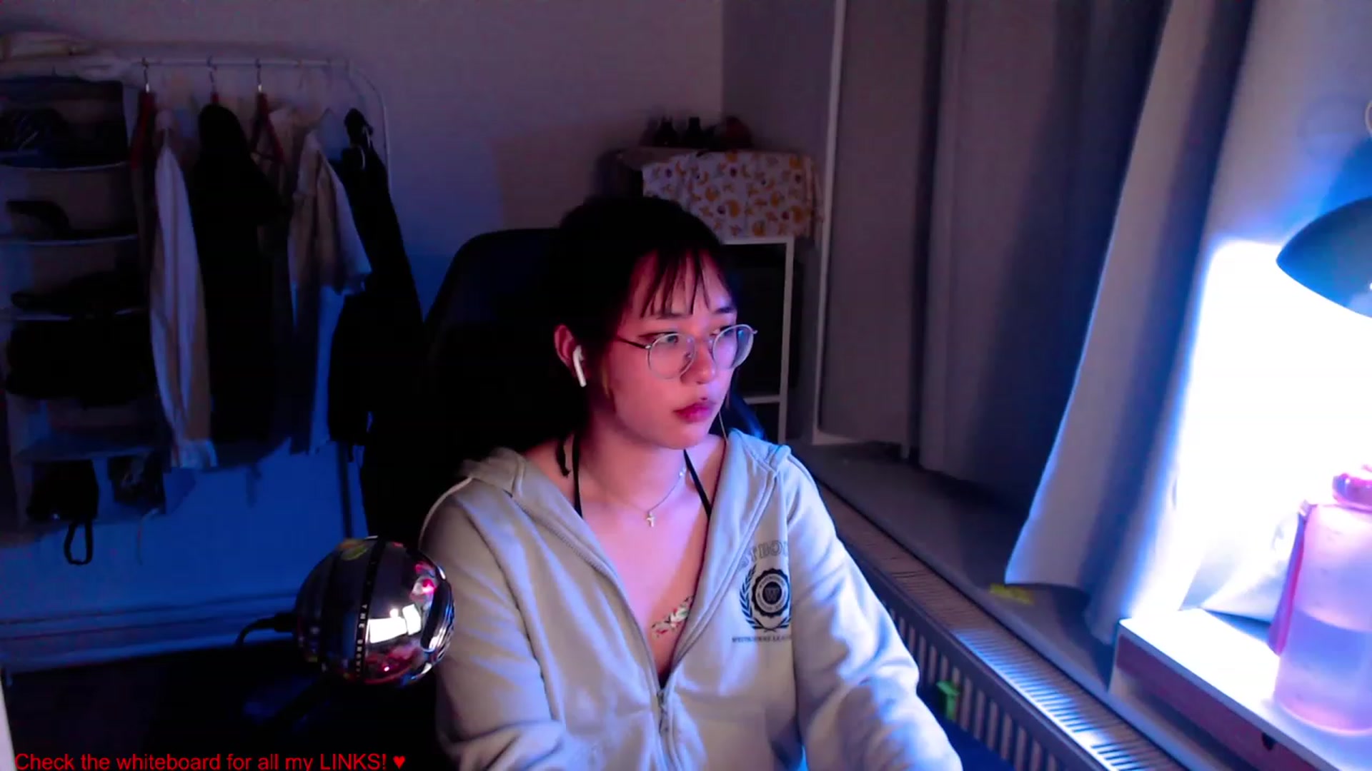 Gallery image thumbnail from Kuromin's myfreecams stream on, 06/23/2023, 24:04 image 19 of 20