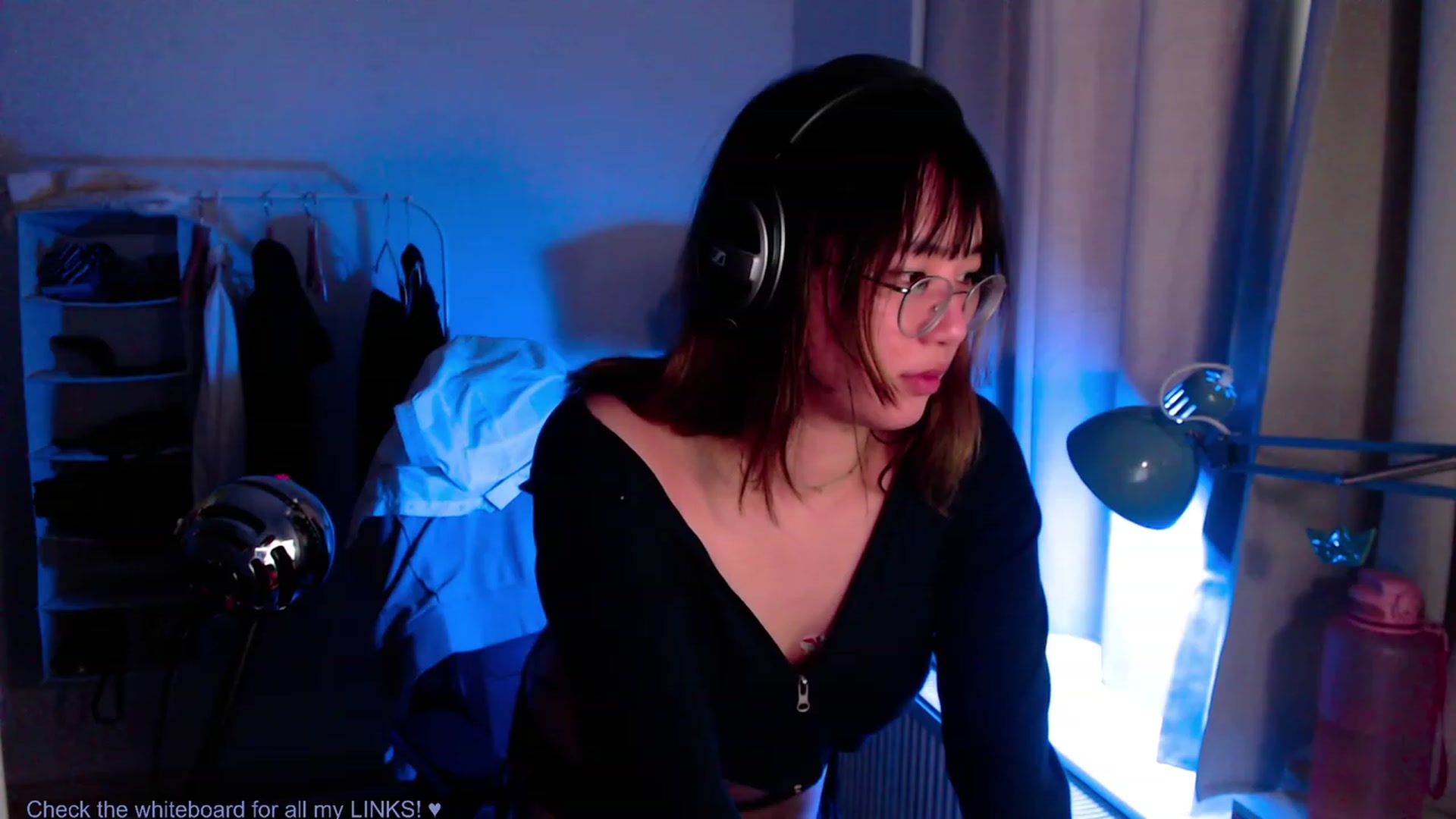 Gallery image thumbnail from Kuromin's myfreecams stream on, 06/24/2023, 04:16 image 20 of 20