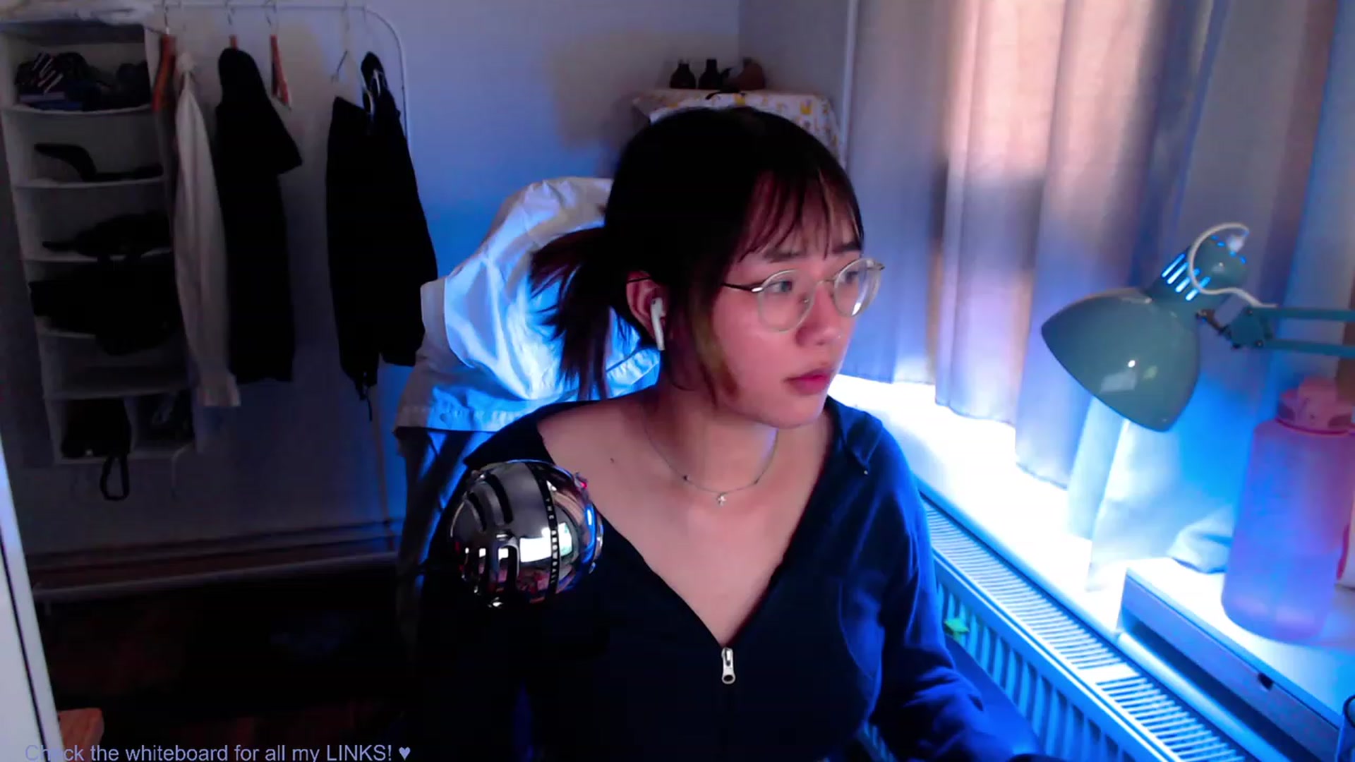 Gallery image thumbnail from Kuromin's myfreecams stream on, 06/24/2023, 07:22 image 13 of 20