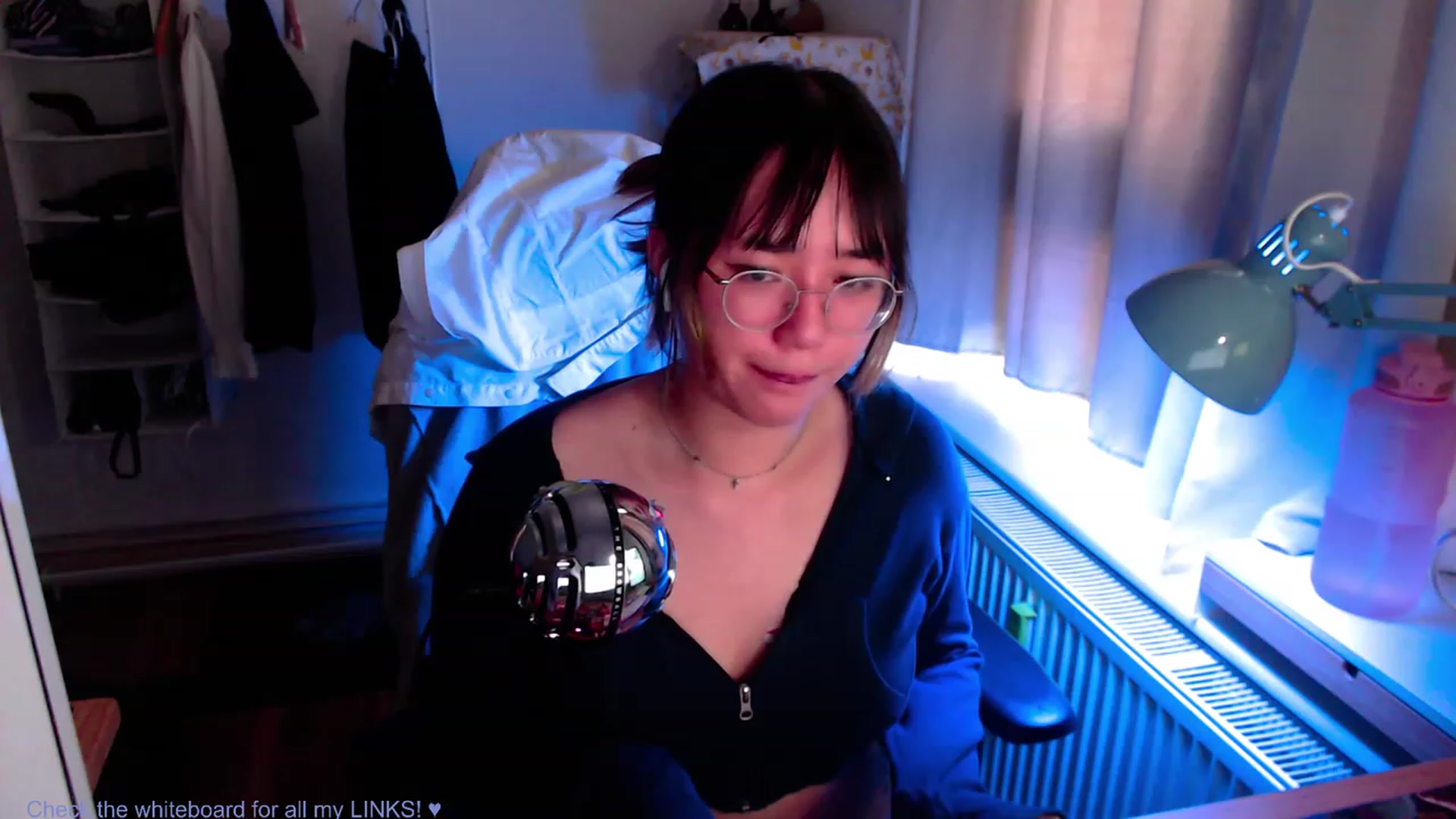 Gallery image thumbnail from Kuromin's myfreecams stream on, 06/24/2023, 07:22 image 4 of 20