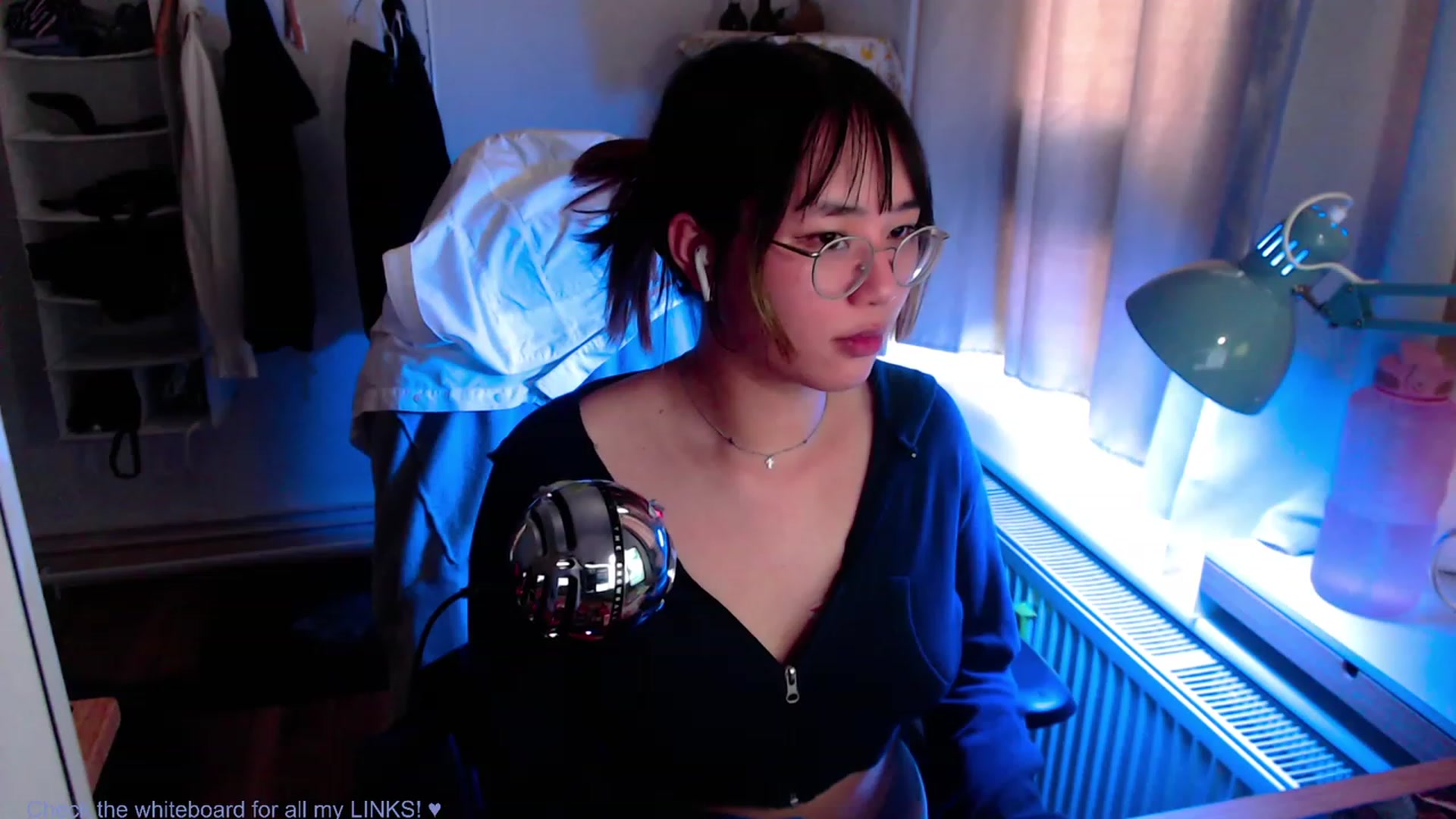 Gallery image thumbnail from Kuromin's myfreecams stream on, 06/24/2023, 07:22 image 1 of 20