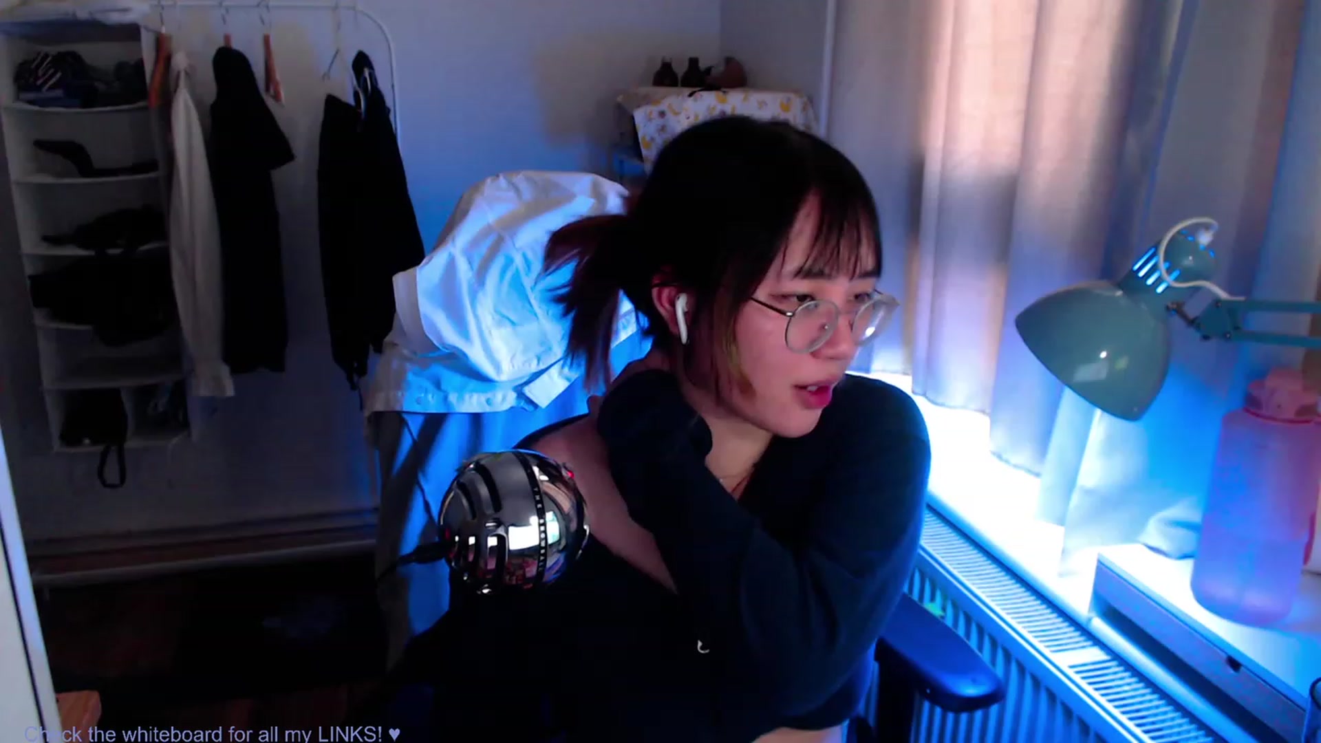 Gallery image thumbnail from Kuromin's myfreecams stream on, 06/24/2023, 07:22 image 20 of 20