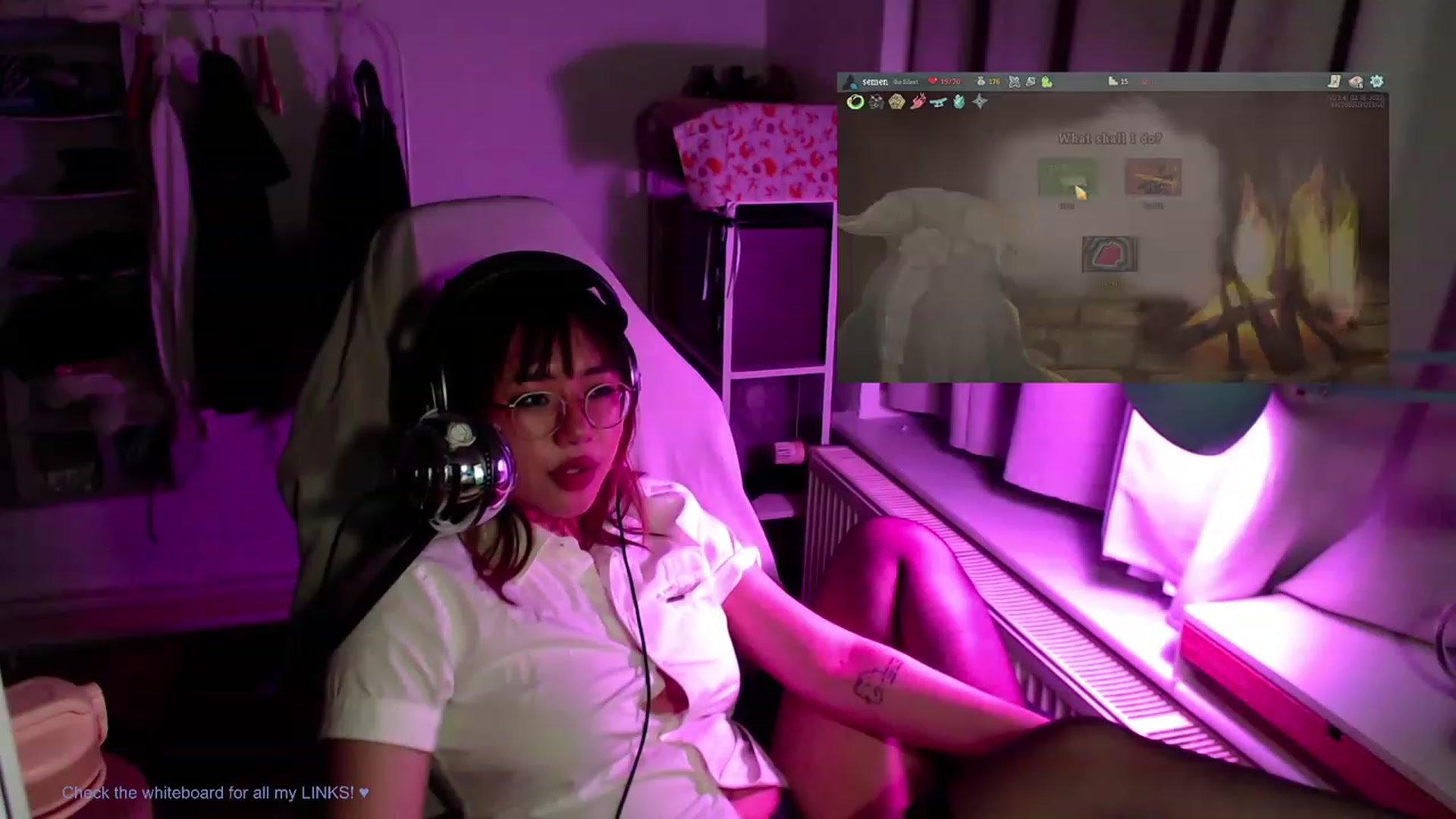 Gallery image thumbnail from Kuromin's myfreecams stream on, 06/26/2023, 03:43 image 6 of 20