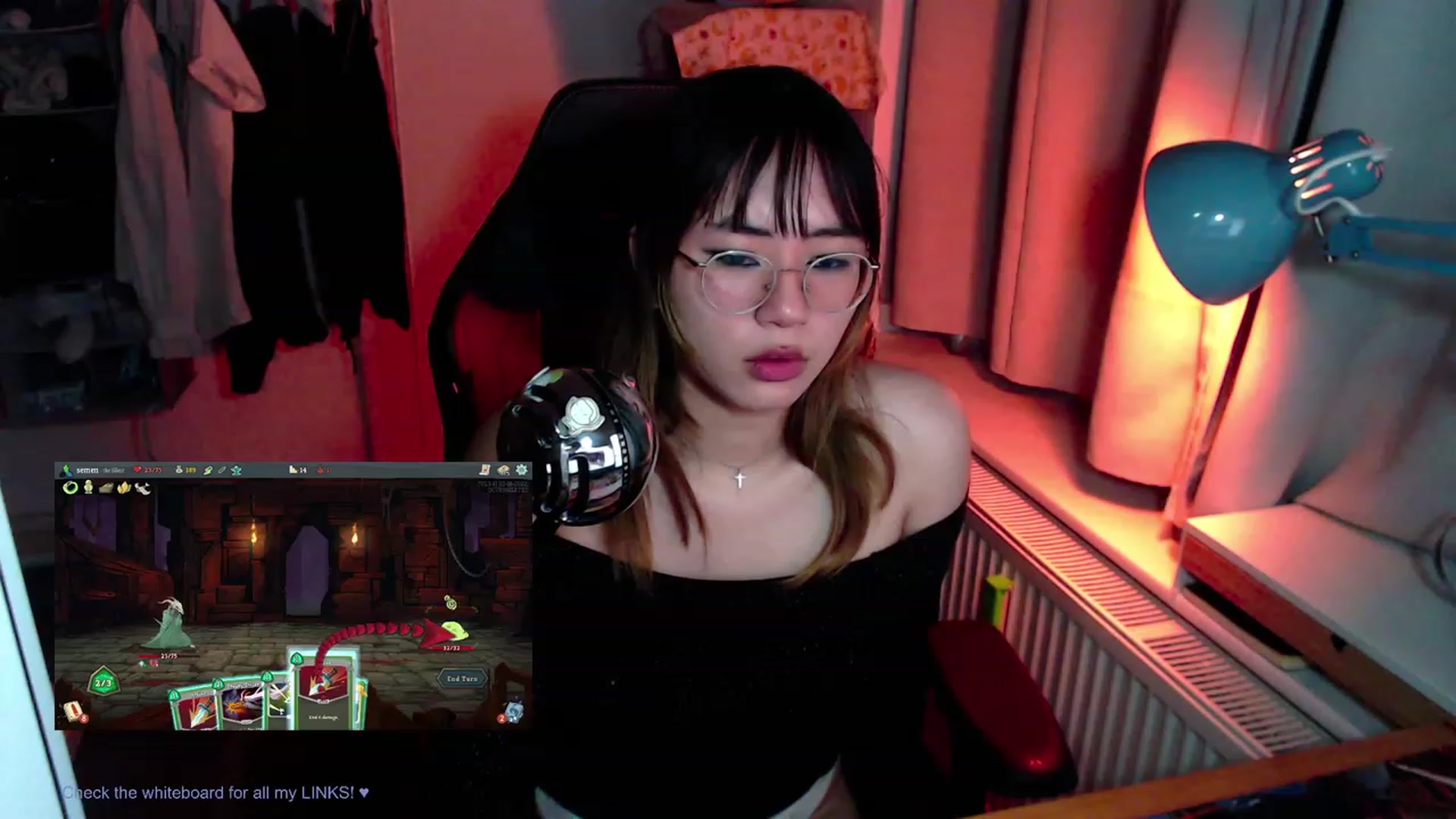 Gallery image thumbnail from Kuromin's myfreecams stream on, 06/28/2023, 24:01 image 16 of 20