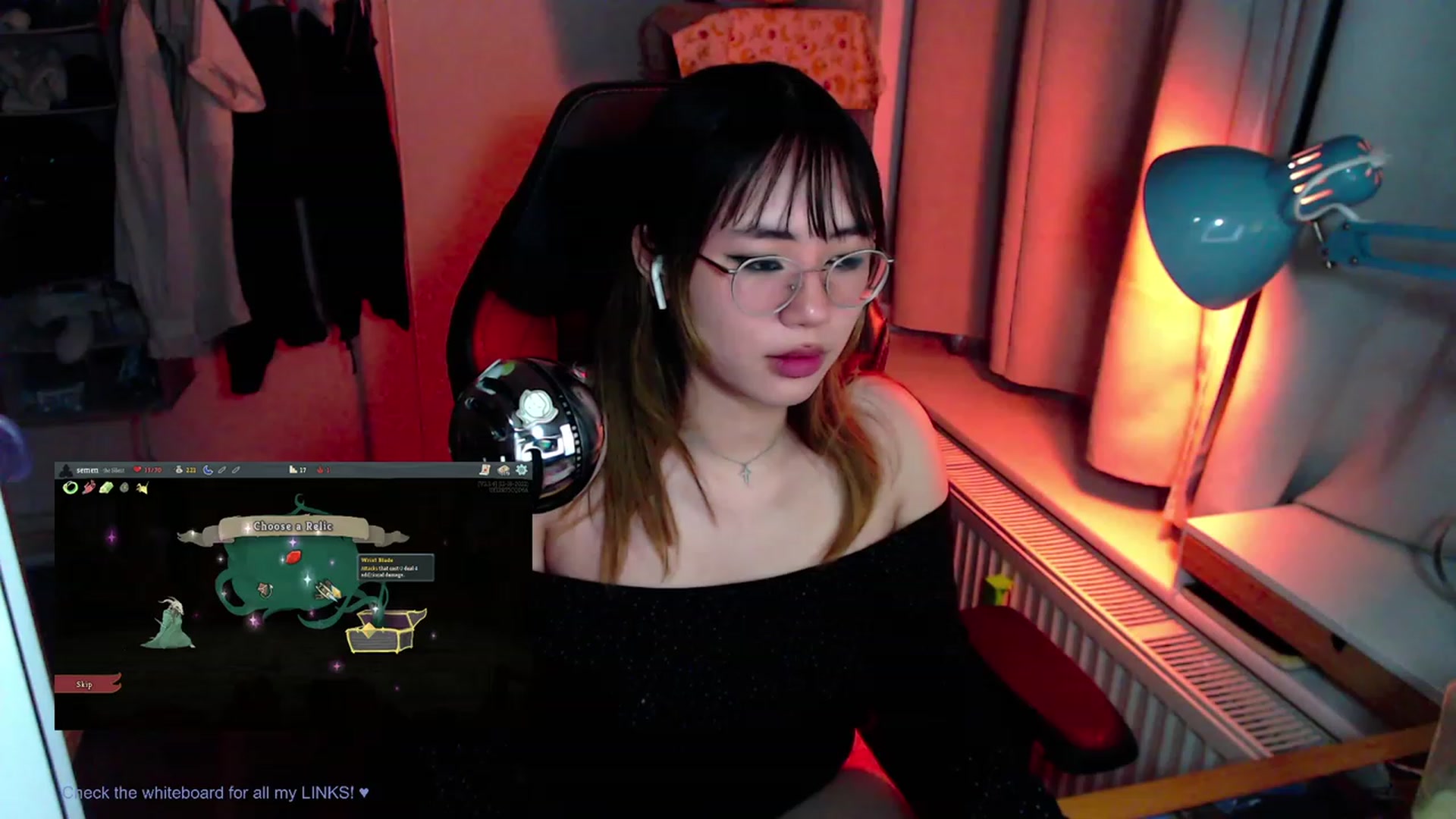 Gallery image thumbnail from Kuromin's myfreecams stream on, 06/28/2023, 01:32 image 14 of 20