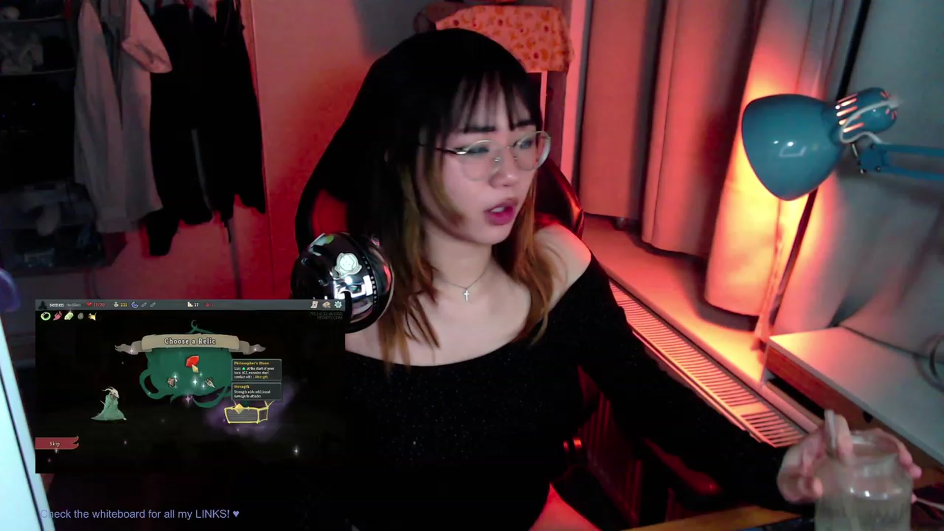 Gallery image thumbnail from Kuromin's myfreecams stream on, 06/28/2023, 01:32 image 13 of 20