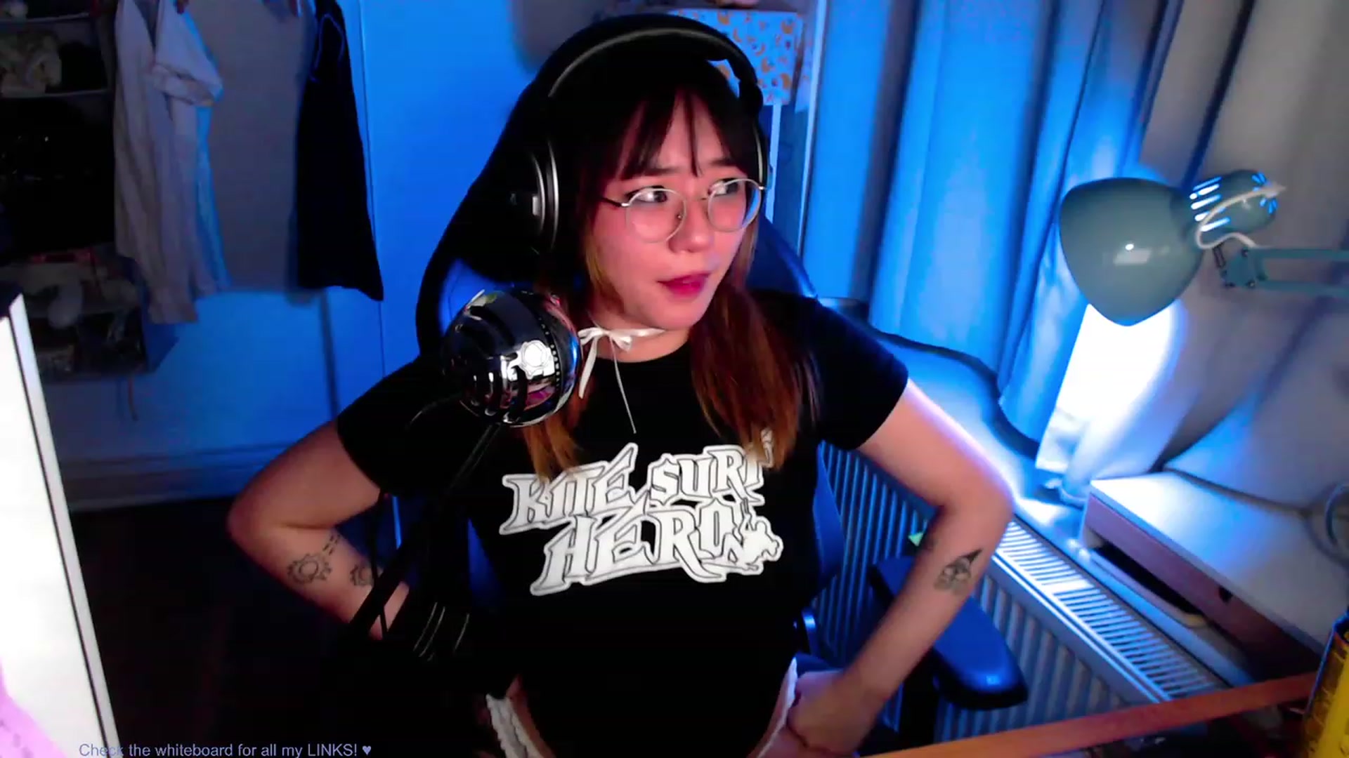 Gallery image thumbnail from Kuromin's myfreecams stream on, 06/28/2023, 21:44 image 10 of 20