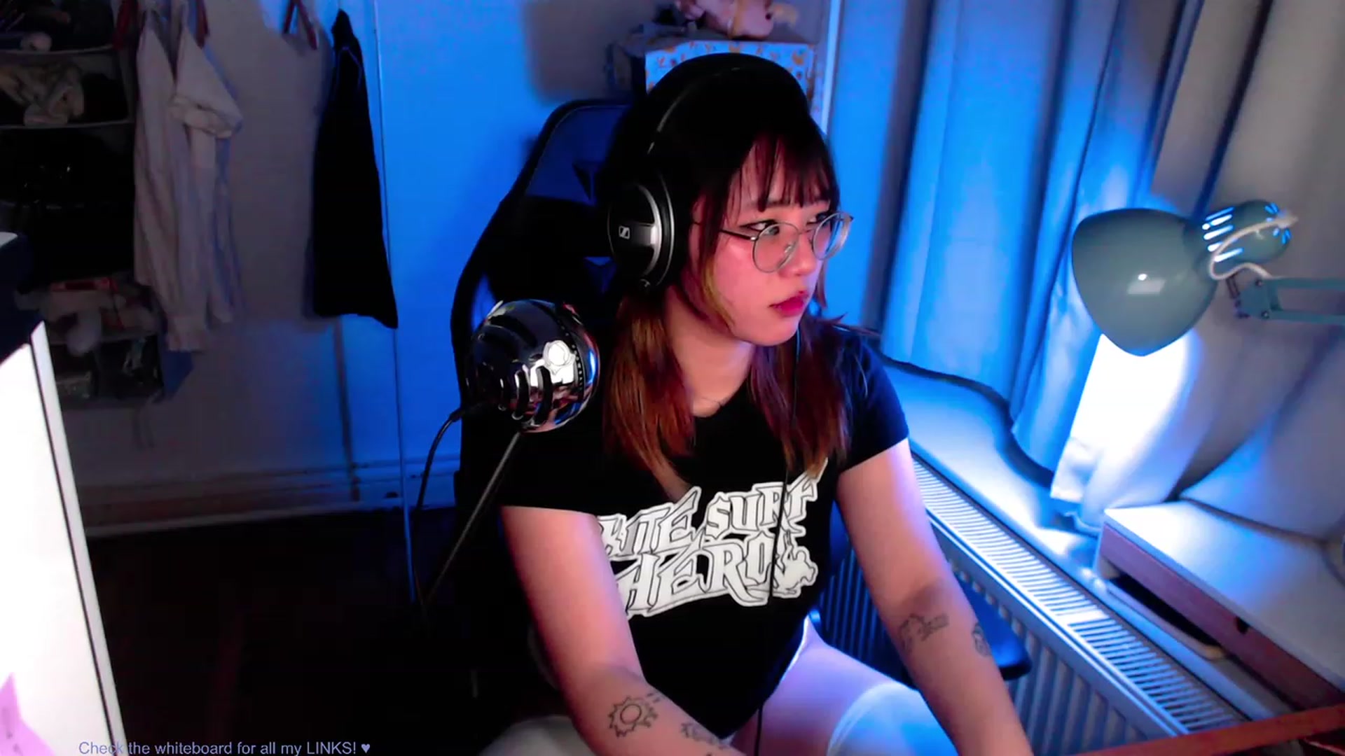 Gallery image thumbnail from Kuromin's myfreecams stream on, 06/28/2023, 23:11 image 13 of 20