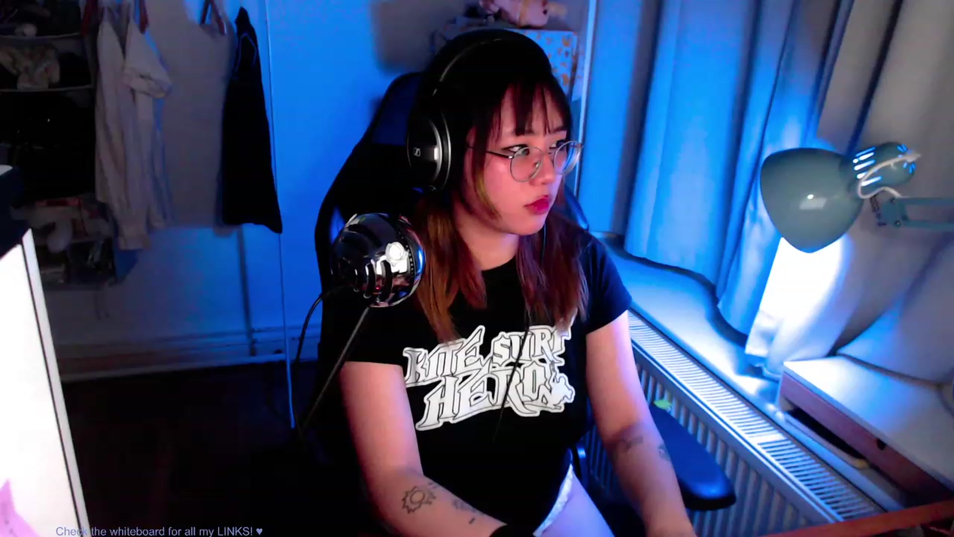 Gallery image thumbnail from Kuromin's myfreecams stream on, 06/28/2023, 23:34 image 4 of 20