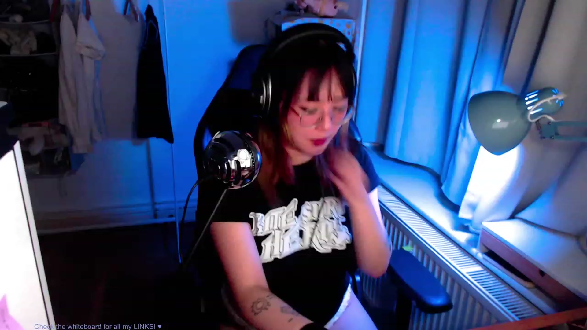 Gallery image thumbnail from Kuromin's myfreecams stream on, 06/28/2023, 23:34 image 5 of 20
