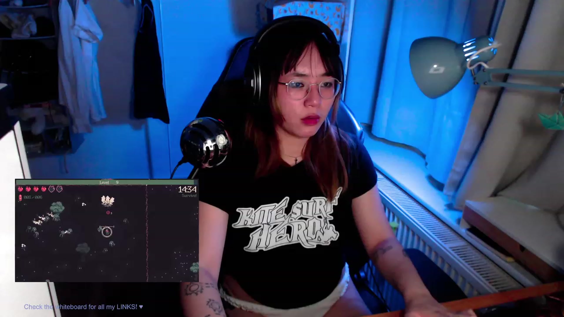 Gallery image thumbnail from Kuromin's myfreecams stream on, 06/29/2023, 02:56 image 7 of 20