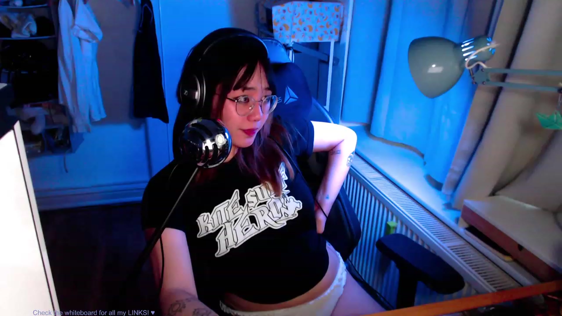 Gallery image thumbnail from Kuromin's myfreecams stream on, 06/29/2023, 02:56 image 16 of 20
