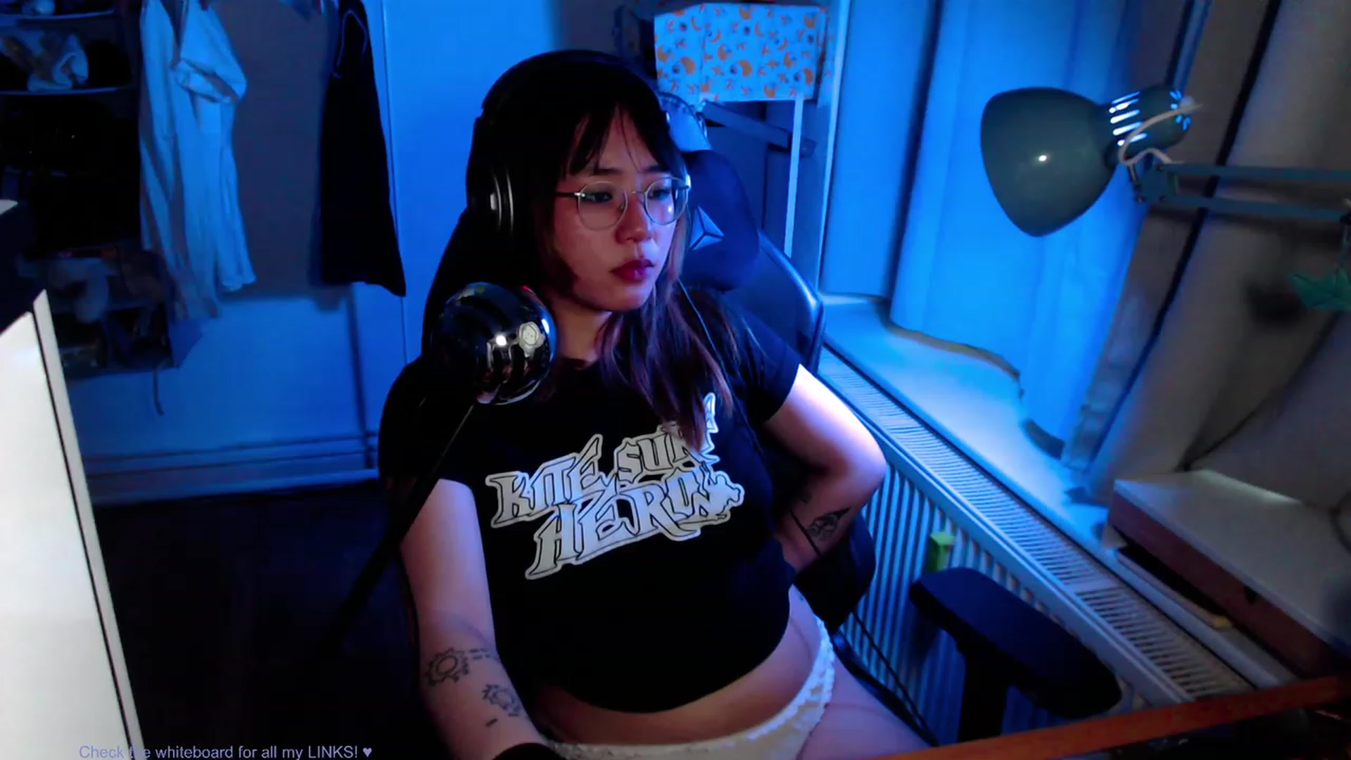 Gallery image thumbnail from Kuromin's myfreecams stream on, 06/29/2023, 02:56 image 18 of 20