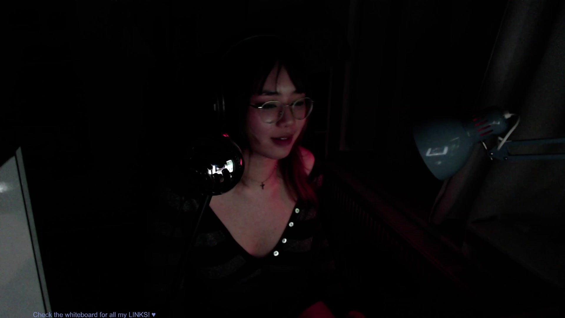 Gallery image thumbnail from Kuromin's myfreecams stream on, 07/06/2023, 01:10 image 7 of 20