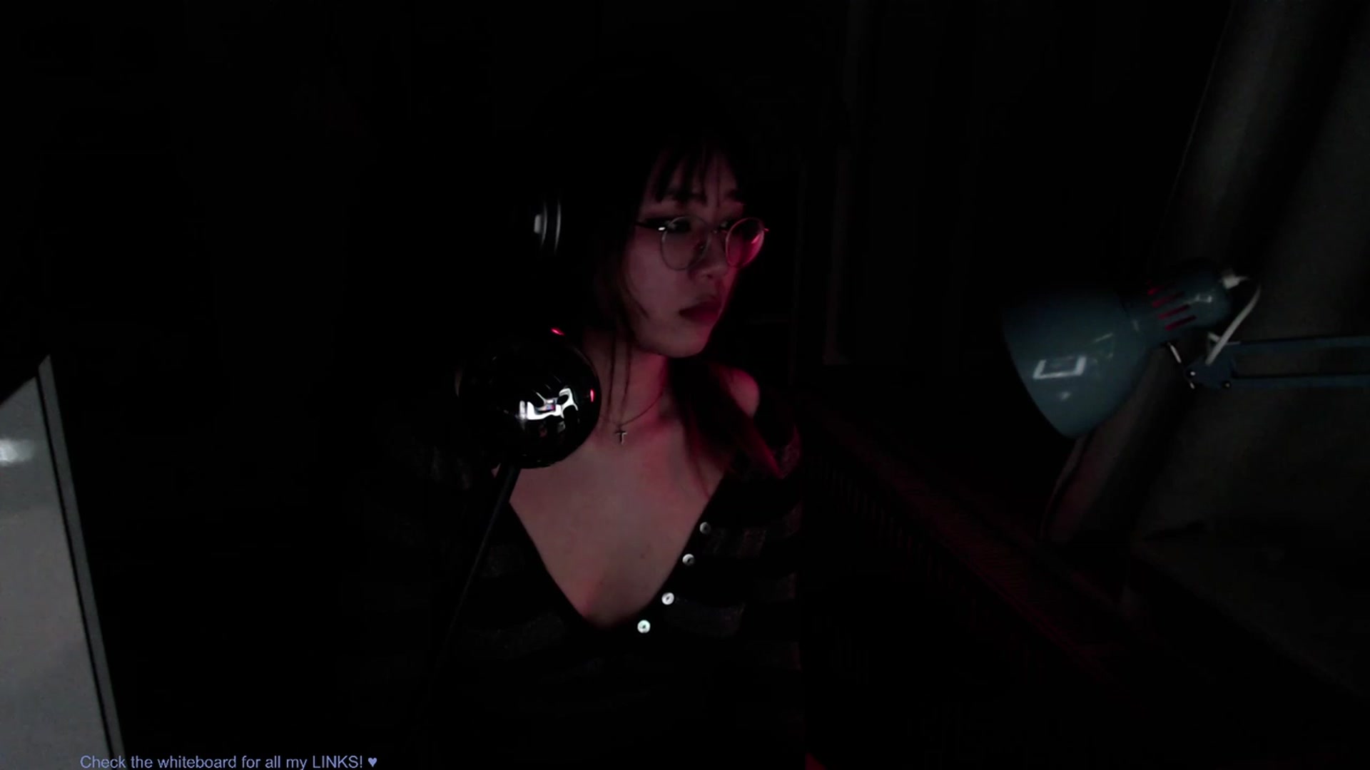 Gallery image thumbnail from Kuromin's myfreecams stream on, 07/06/2023, 01:10 image 15 of 20