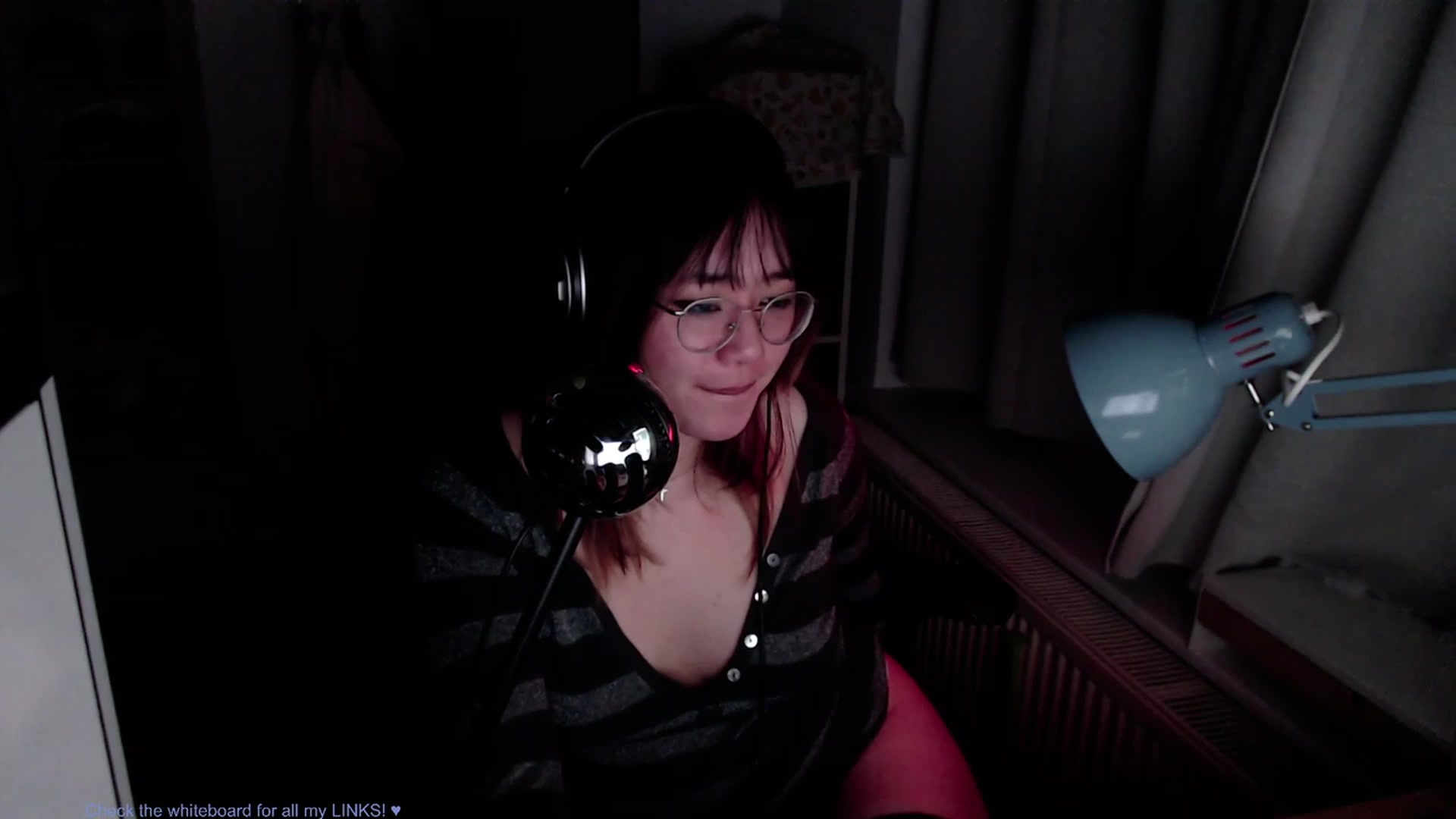 Gallery image thumbnail from Kuromin's myfreecams stream on, 07/06/2023, 02:45 image 1 of 20