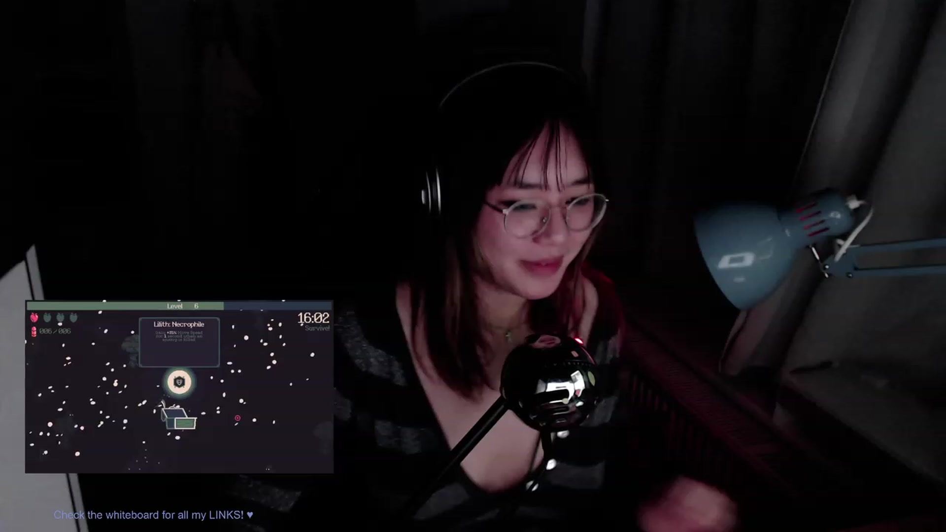 Gallery image thumbnail from Kuromin's myfreecams stream on, 07/06/2023, 02:45 image 11 of 20