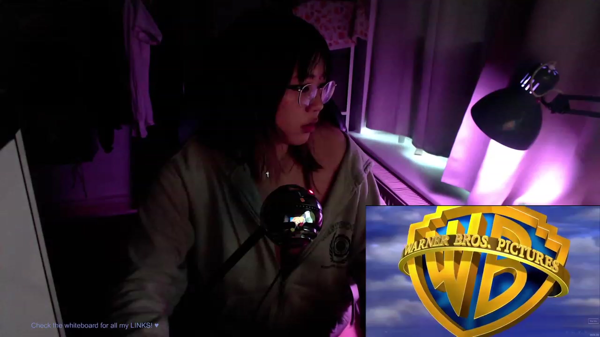 Gallery image thumbnail from Kuromin's myfreecams stream on, 07/06/2023, 21:26 image 7 of 20
