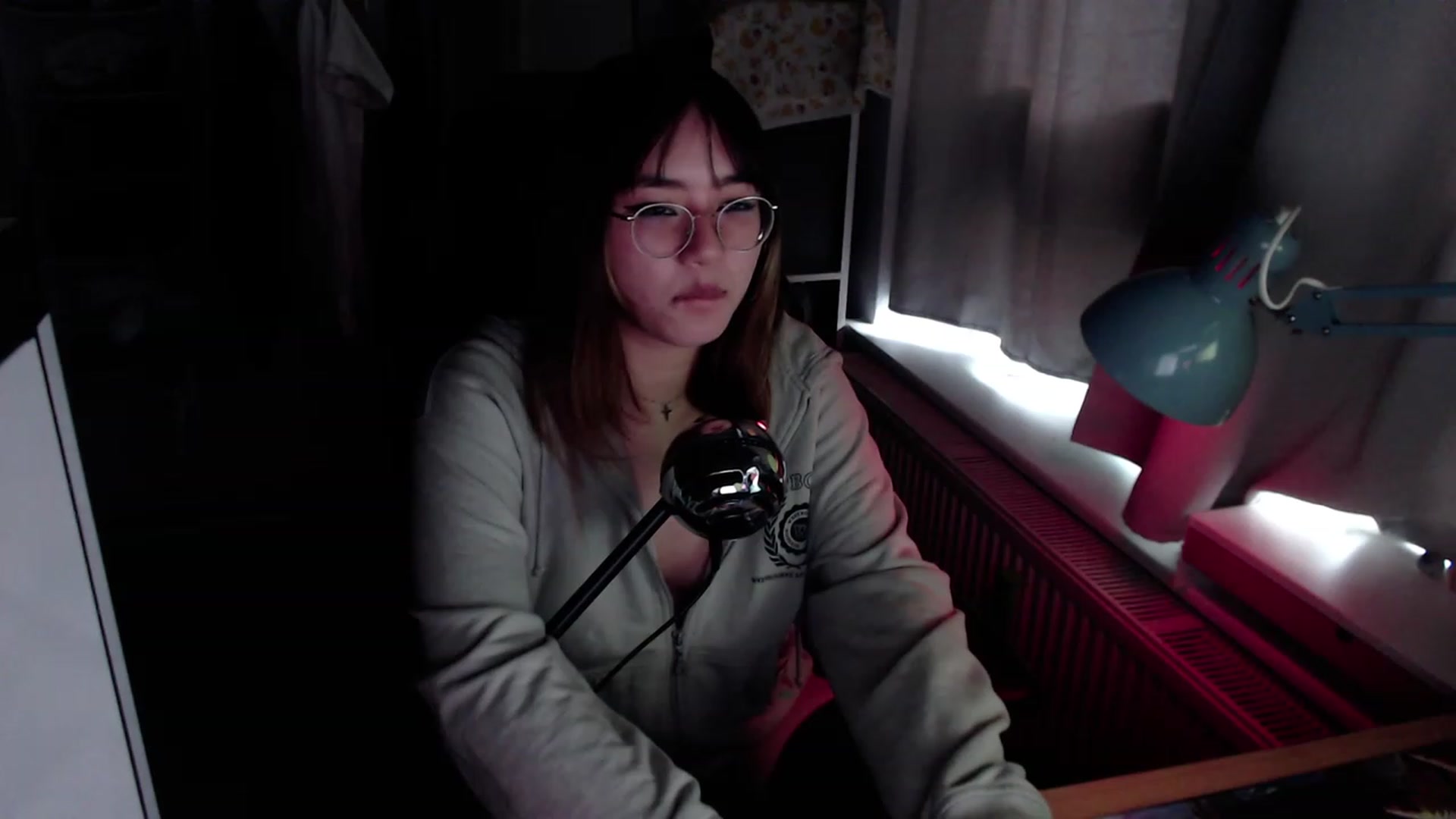 Gallery image thumbnail from Kuromin's myfreecams stream on, 07/06/2023, 21:26 image 3 of 20