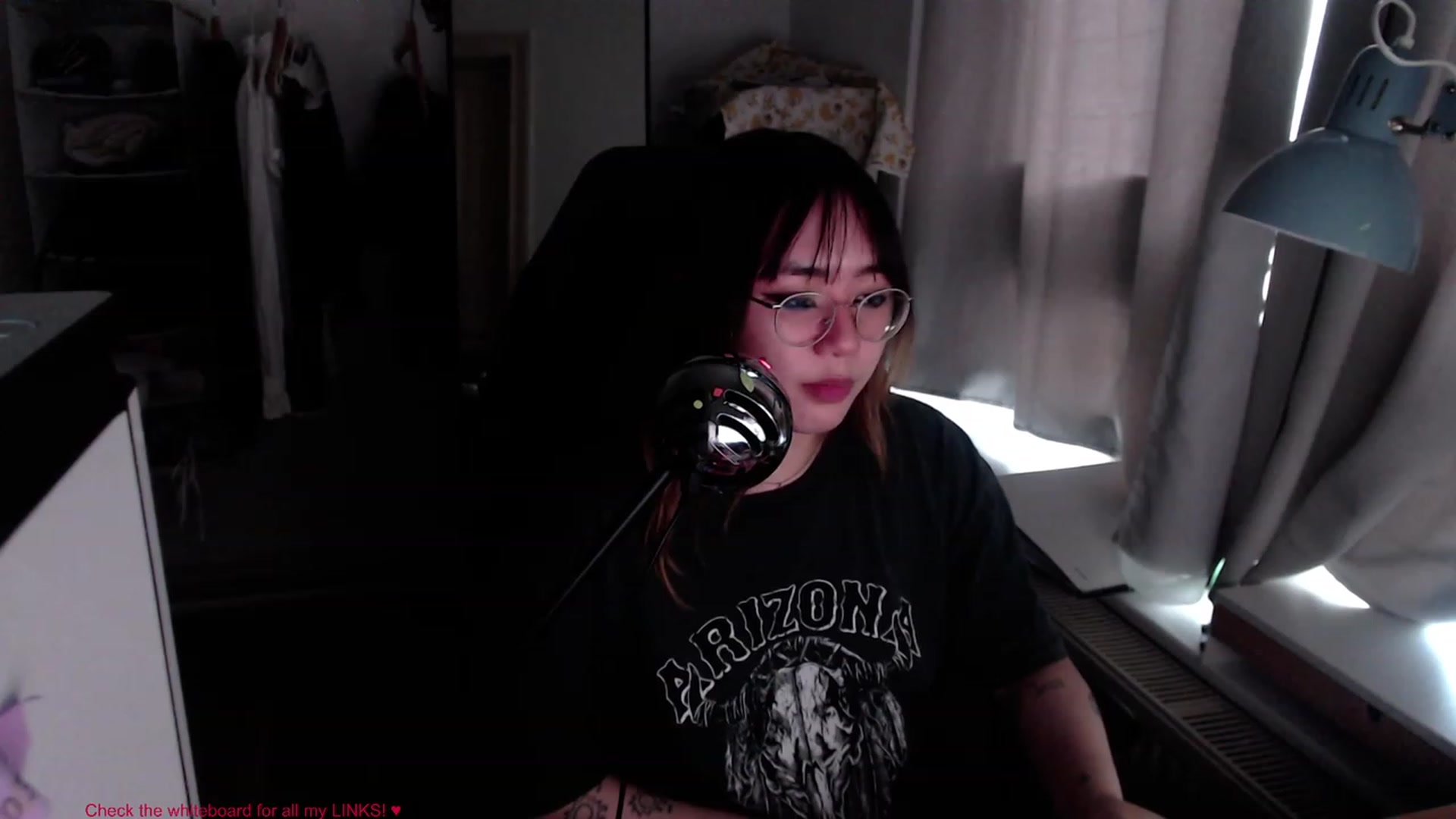 Gallery image thumbnail from Kuromin's myfreecams stream on, 07/07/2023, 17:48 image 17 of 20