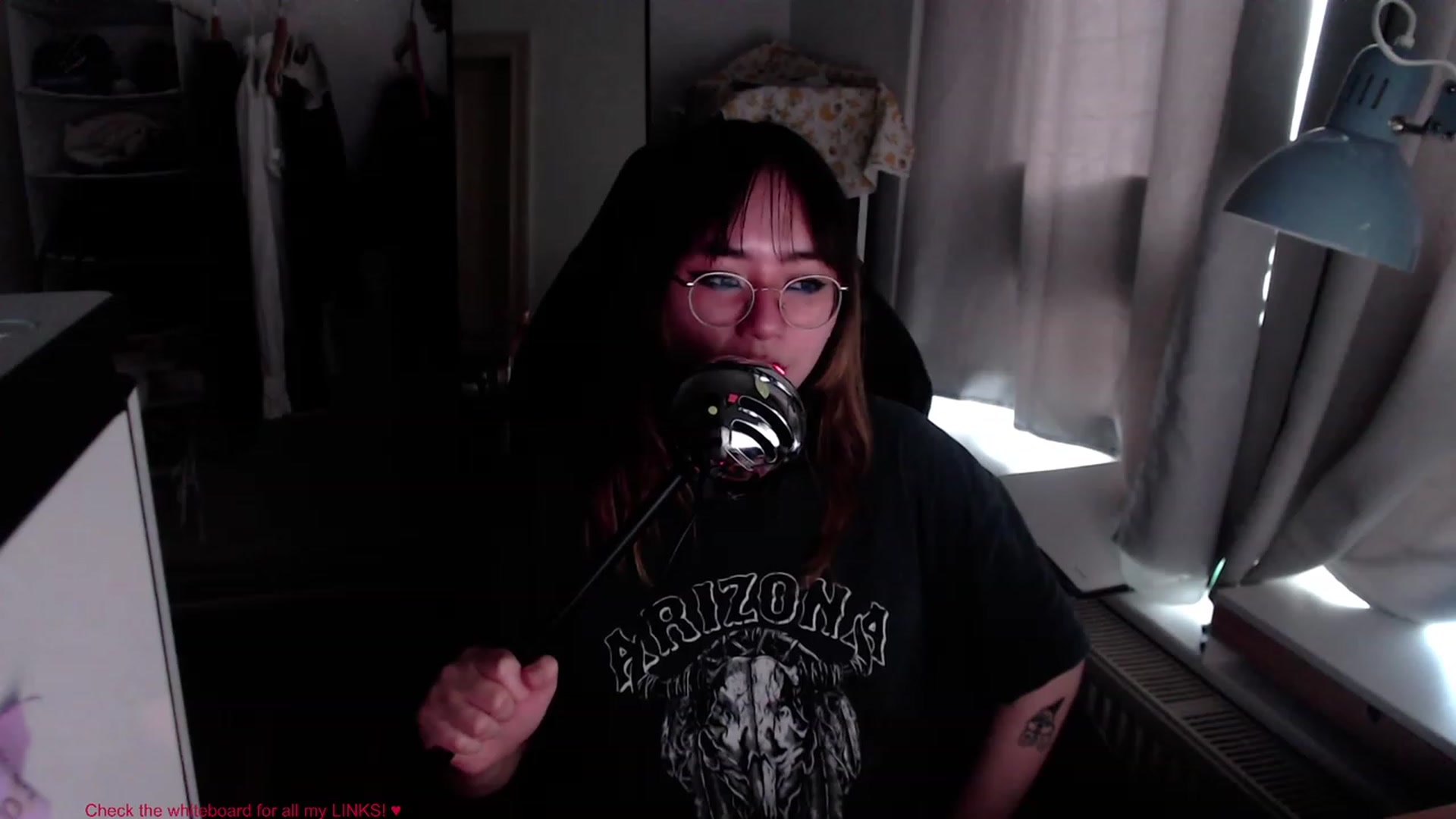 Gallery image thumbnail from Kuromin's myfreecams stream on, 07/07/2023, 17:48 image 14 of 20