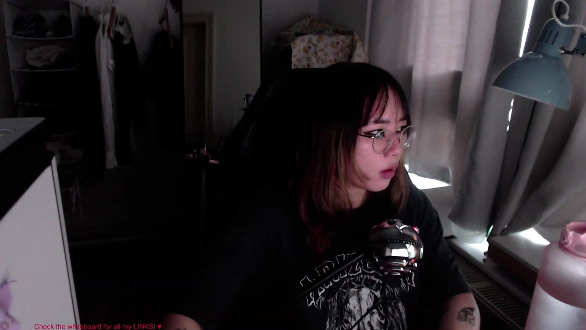 Gallery image thumbnail from Kuromin's myfreecams stream on, 07/07/2023, 17:48 image 5 of 20