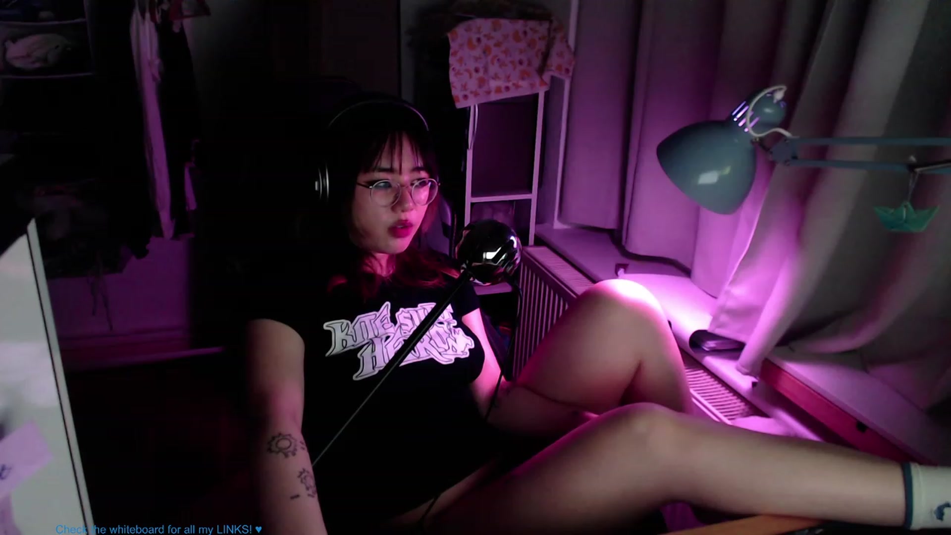 Gallery image thumbnail from Kuromin's myfreecams stream on, 07/08/2023, 24:01 image 6 of 20
