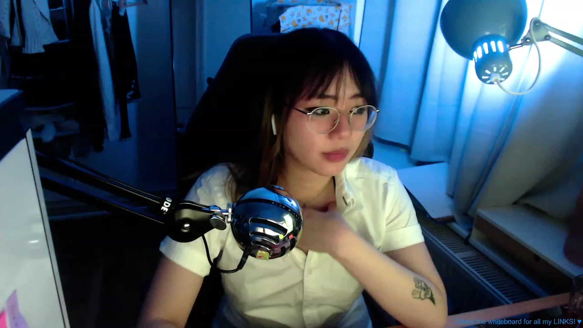 Gallery image thumbnail from Kuromin's myfreecams stream on, 07/12/2023, 03:33 image 6 of 20