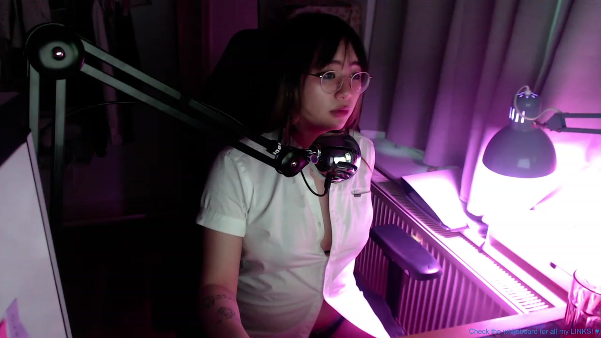 Gallery image thumbnail from Kuromin's myfreecams stream on, 07/12/2023, 04:05 image 5 of 20
