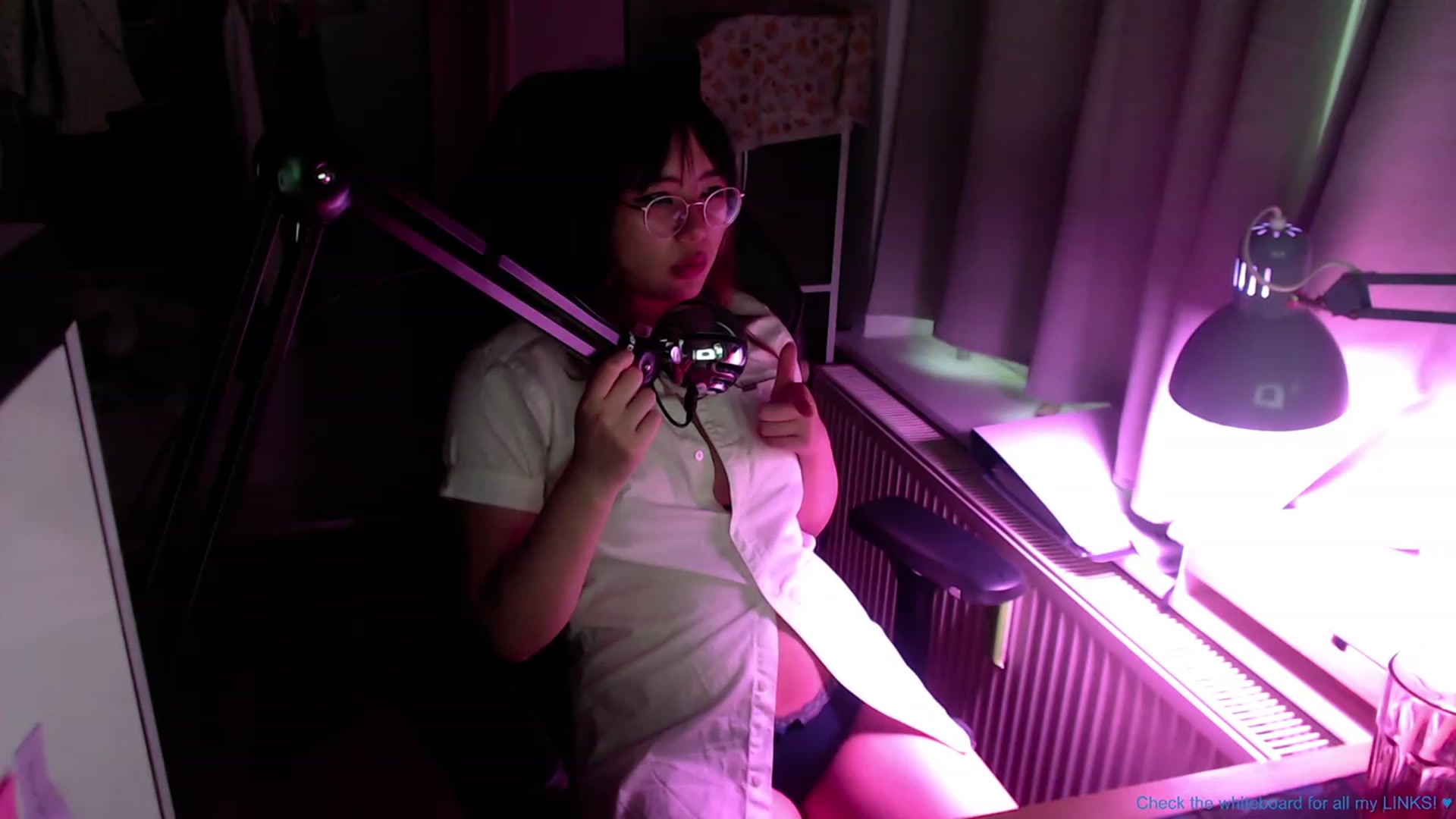 Gallery image thumbnail from Kuromin's myfreecams stream on, 07/12/2023, 04:05 image 16 of 20