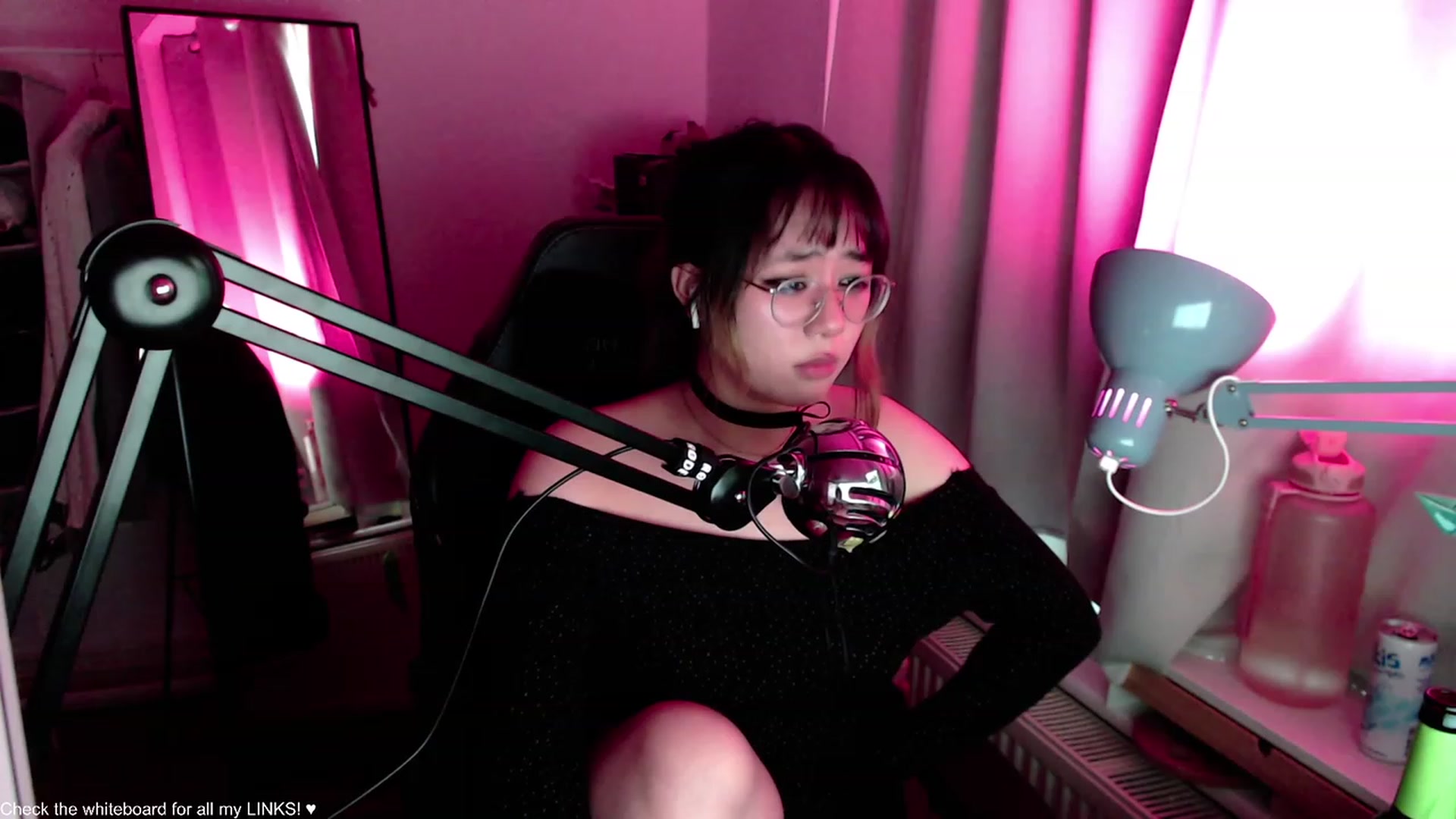 Gallery image thumbnail from Kuromin's myfreecams stream on, 07/23/2023, 19:56 image 12 of 20