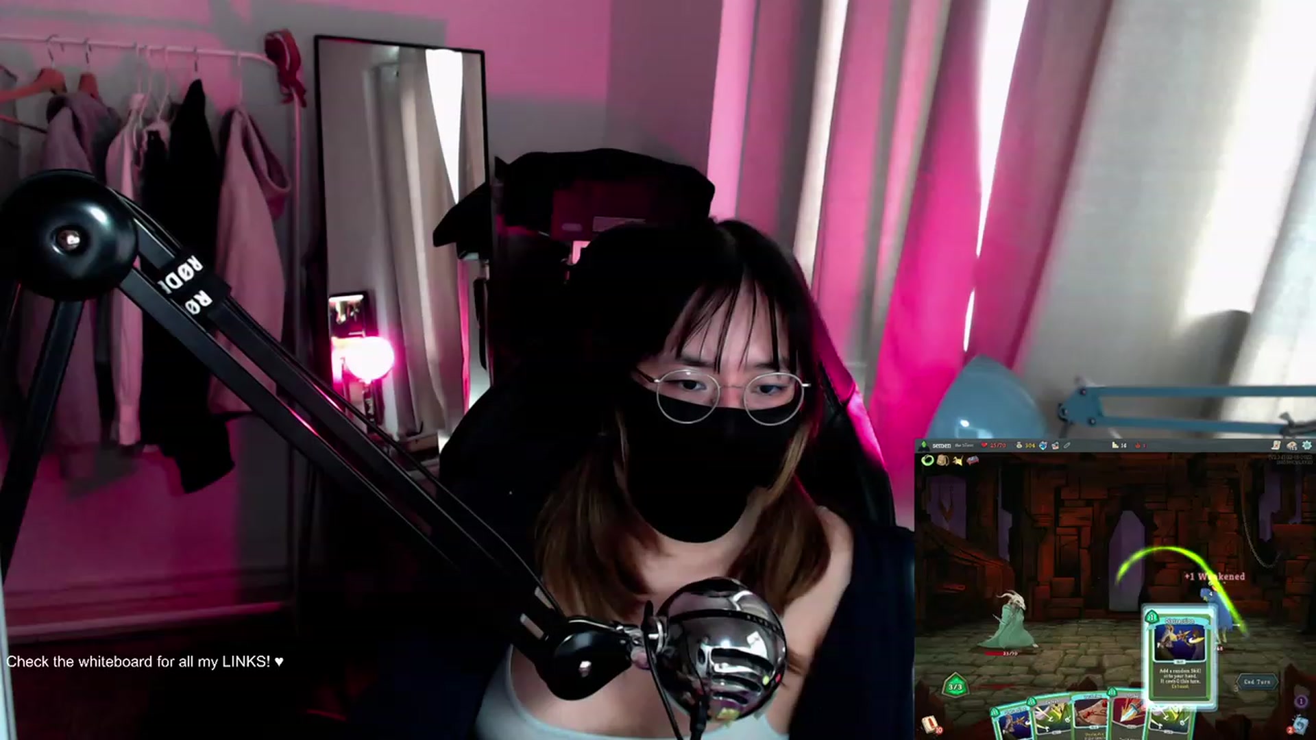 Gallery image thumbnail from Kuromin's myfreecams stream on, 07/29/2023, 15:53 image 3 of 20