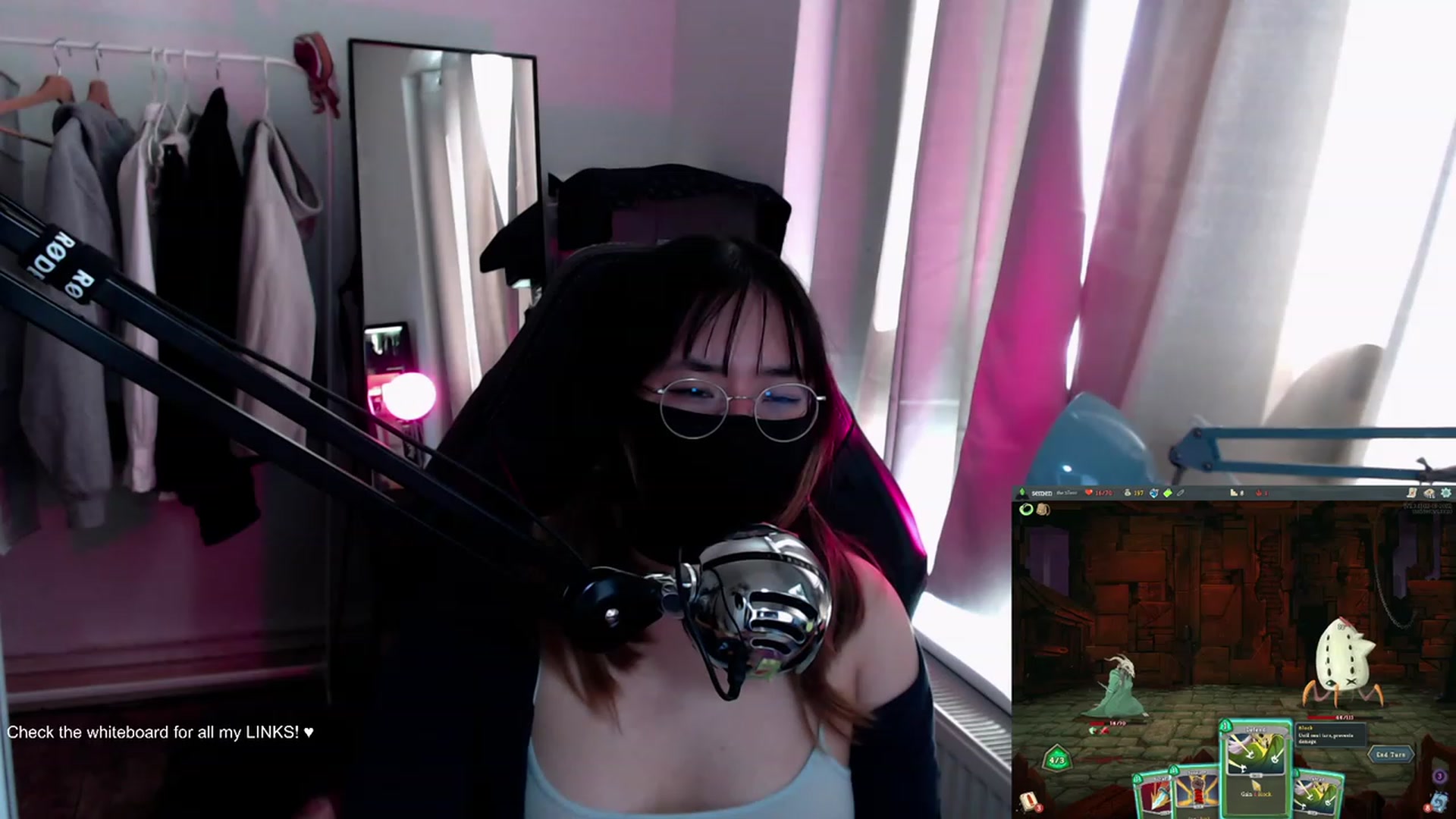 Gallery image thumbnail from Kuromin's myfreecams stream on, 07/29/2023, 15:53 image 2 of 20