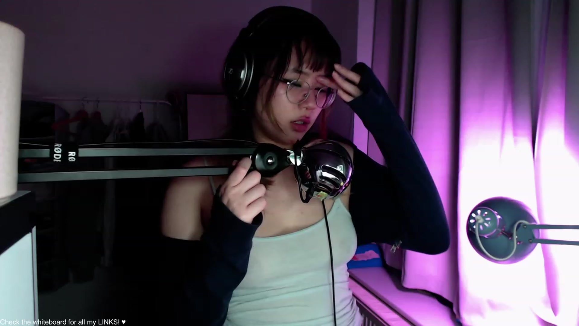 Gallery image thumbnail from Kuromin's myfreecams stream on, 07/29/2023, 21:42 image 18 of 20