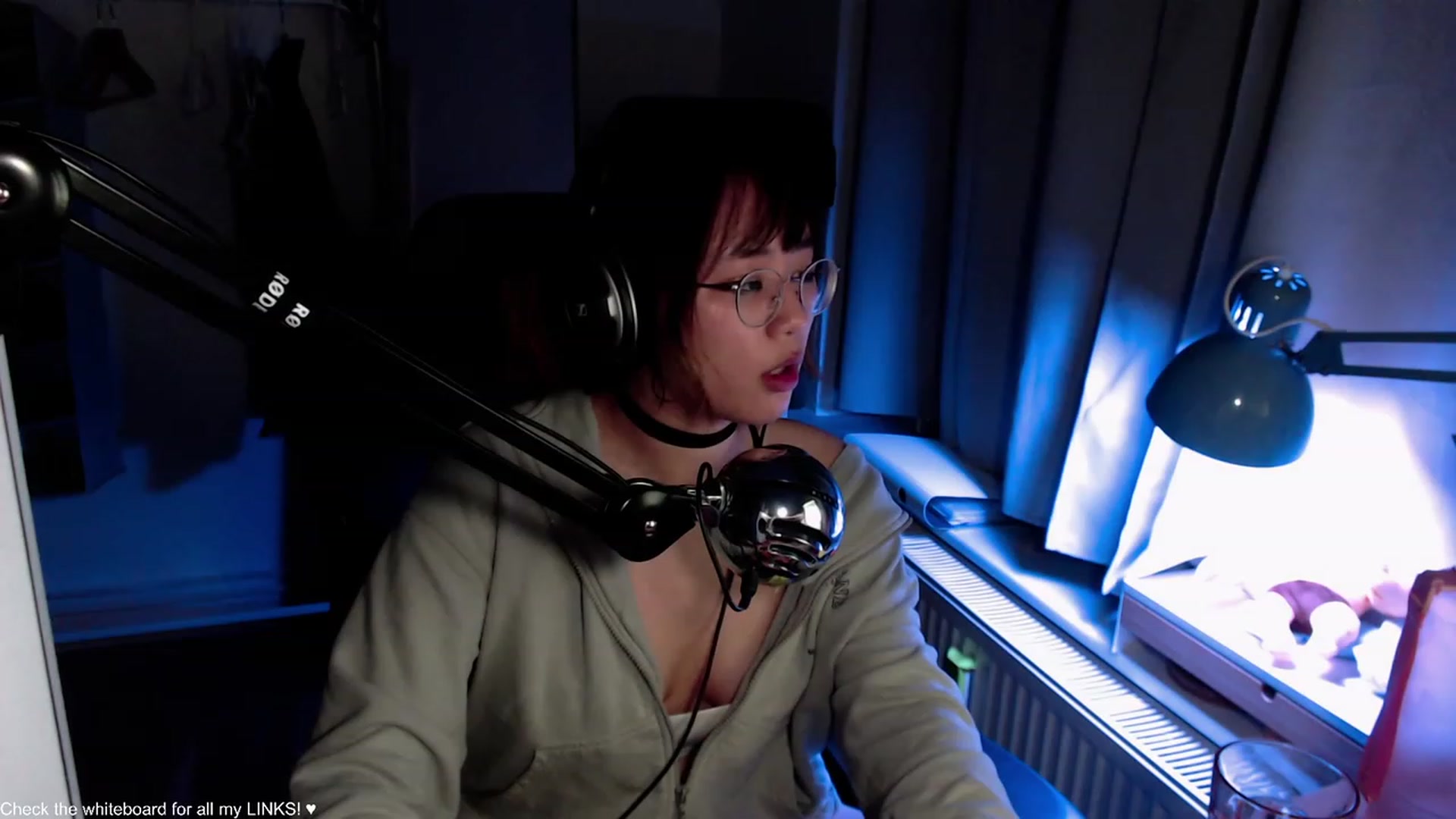 Gallery image thumbnail from Kuromin's myfreecams stream on, 08/03/2023, 02:41 image 2 of 20