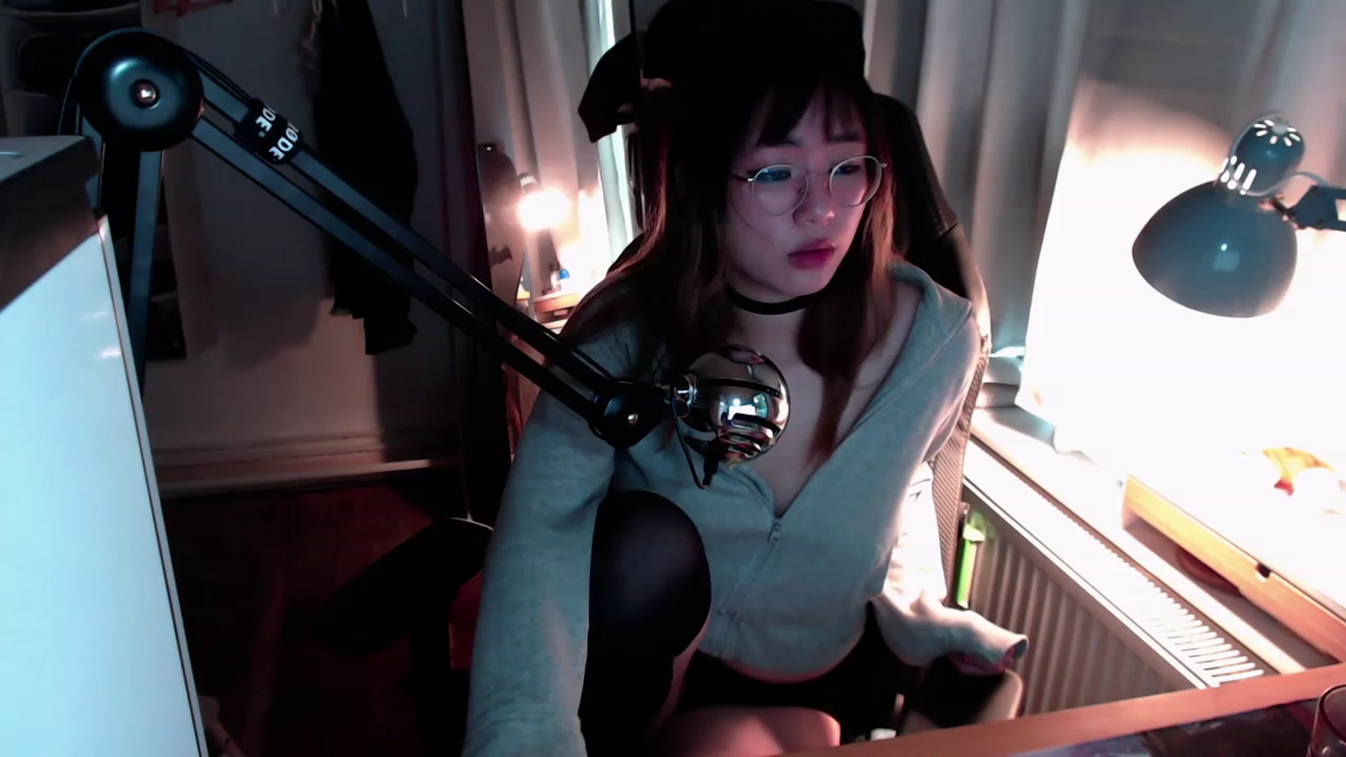 Gallery image thumbnail from Kuromin's myfreecams stream on, 08/03/2023, 15:41 image 7 of 20