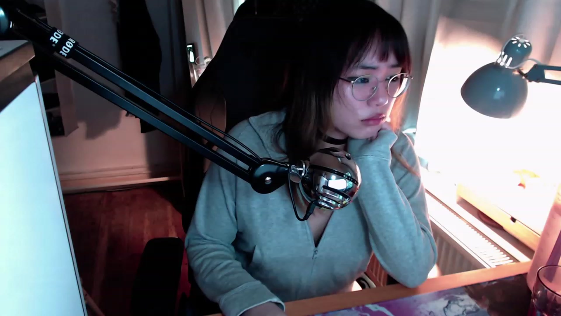 Gallery image thumbnail from Kuromin's myfreecams stream on, 08/03/2023, 15:41 image 12 of 20