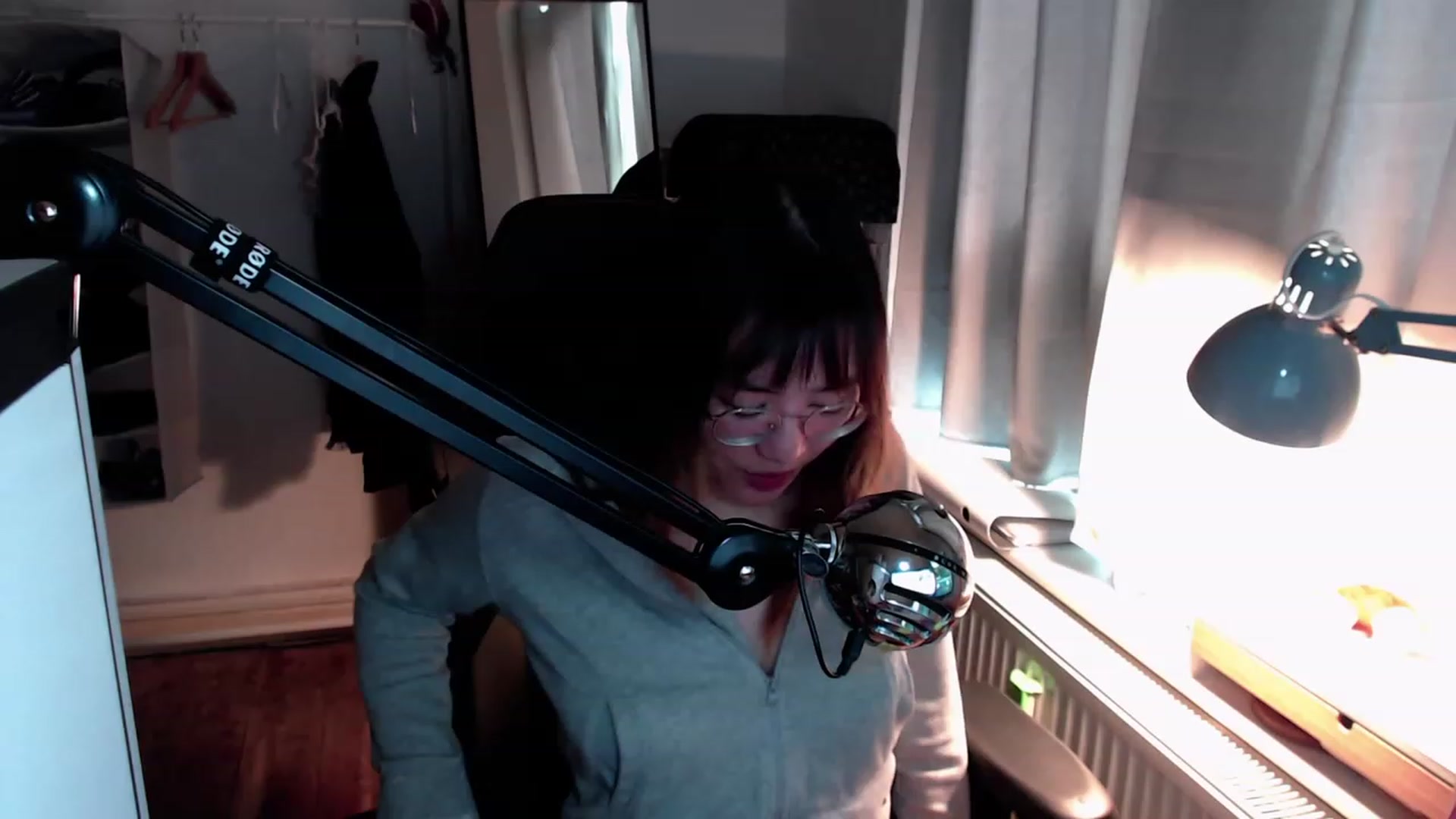 Gallery image thumbnail from Kuromin's myfreecams stream on, 08/03/2023, 15:41 image 10 of 20