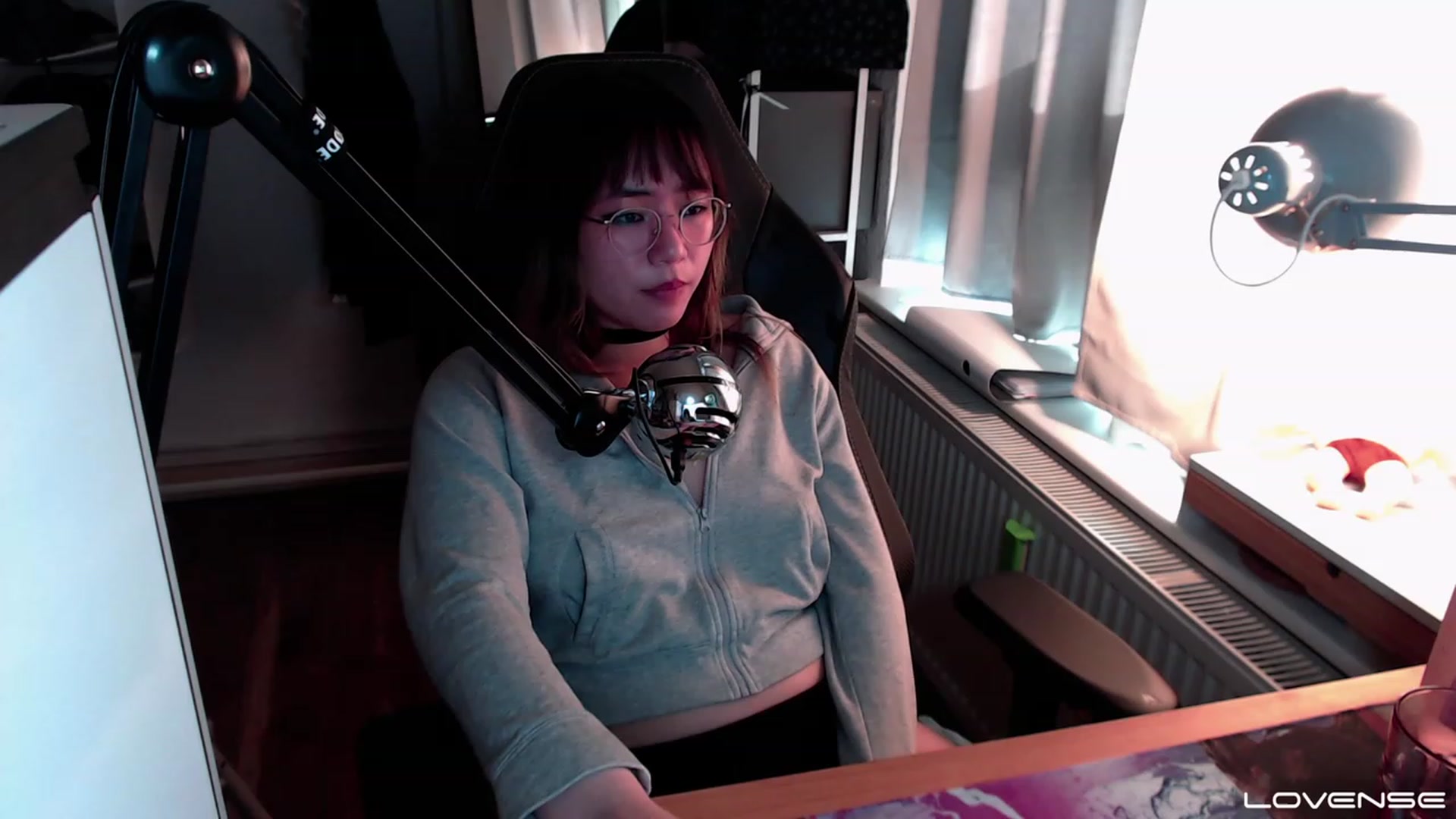 Gallery image thumbnail from Kuromin's myfreecams stream on, 08/03/2023, 15:41 image 18 of 20