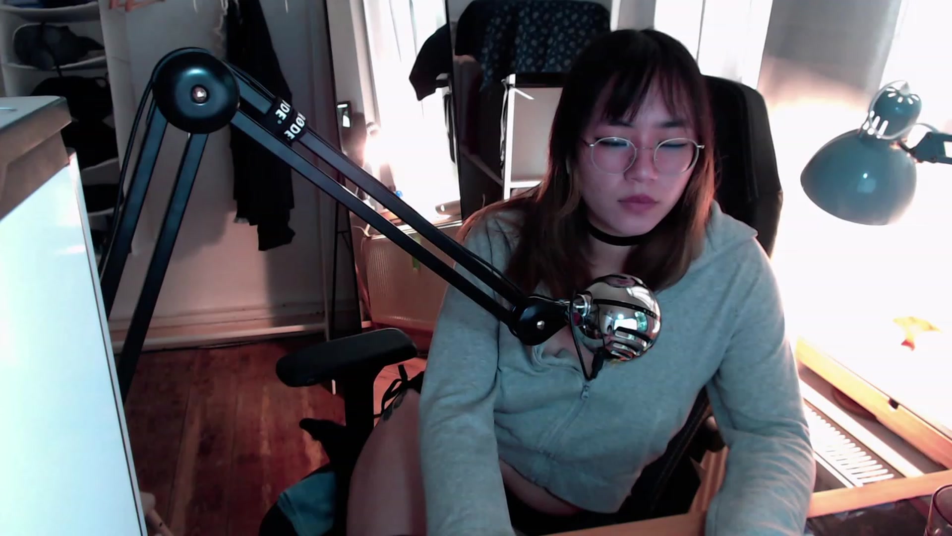 Gallery image thumbnail from Kuromin's myfreecams stream on, 08/03/2023, 15:41 image 8 of 20