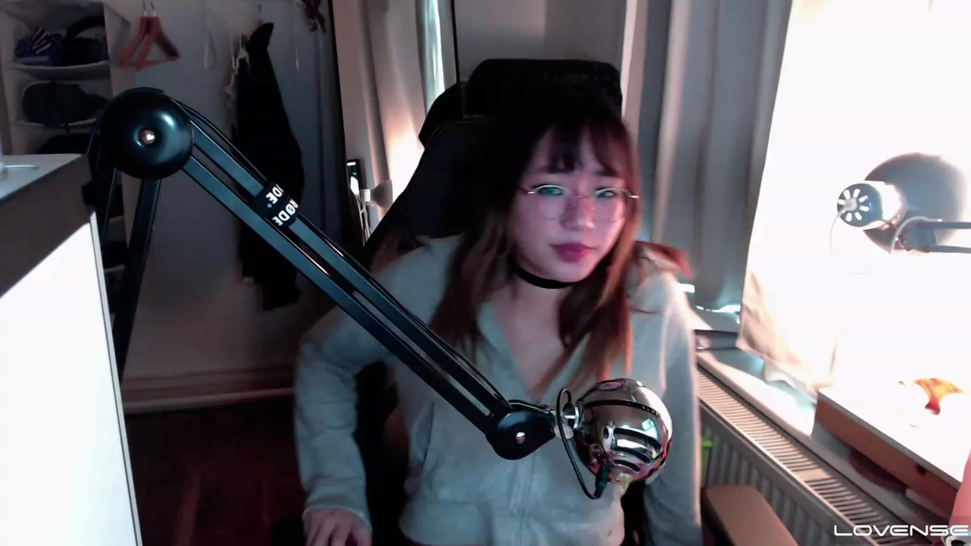 Gallery image thumbnail from Kuromin's myfreecams stream on, 08/03/2023, 16:44 image 5 of 20