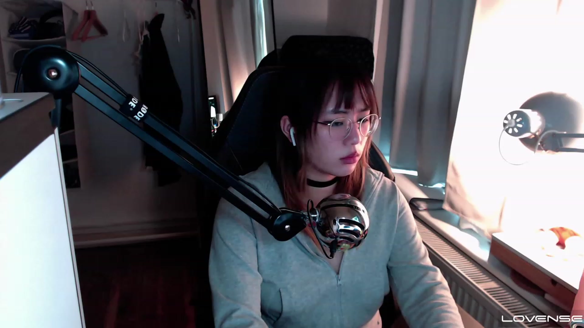 Gallery image thumbnail from Kuromin's myfreecams stream on, 08/03/2023, 16:44 image 20 of 20