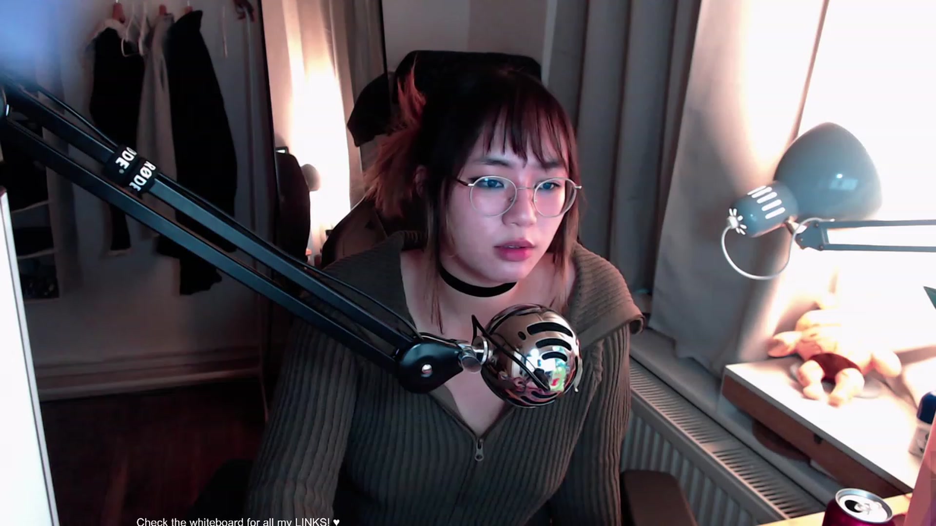 Gallery image thumbnail from Kuromin's myfreecams stream on, 08/03/2023, 19:16 image 7 of 20