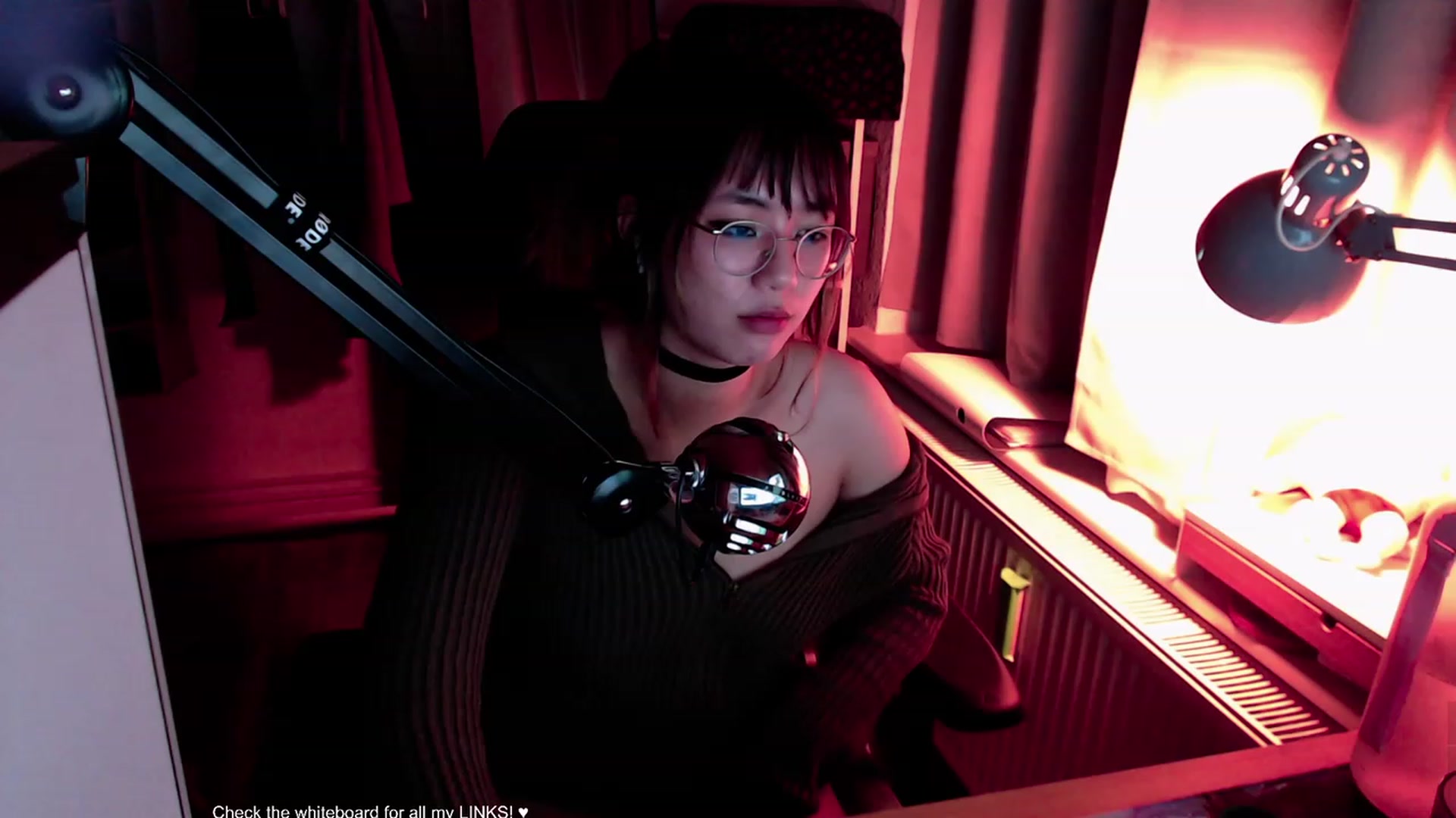 Gallery image thumbnail from Kuromin's myfreecams stream on, 08/03/2023, 20:25 image 11 of 20