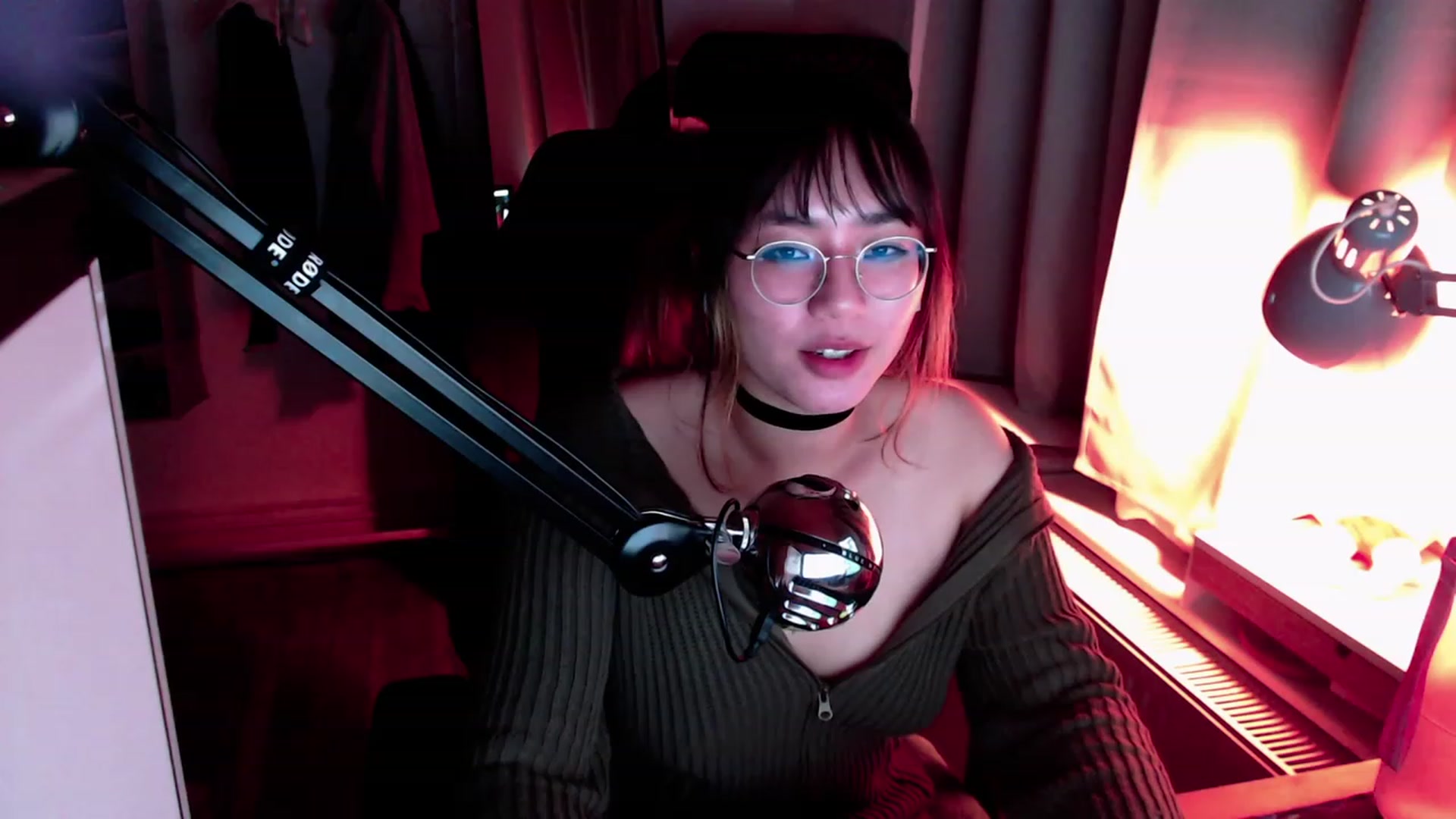 Gallery image thumbnail from Kuromin's myfreecams stream on, 08/04/2023, 24:16 image 1 of 20