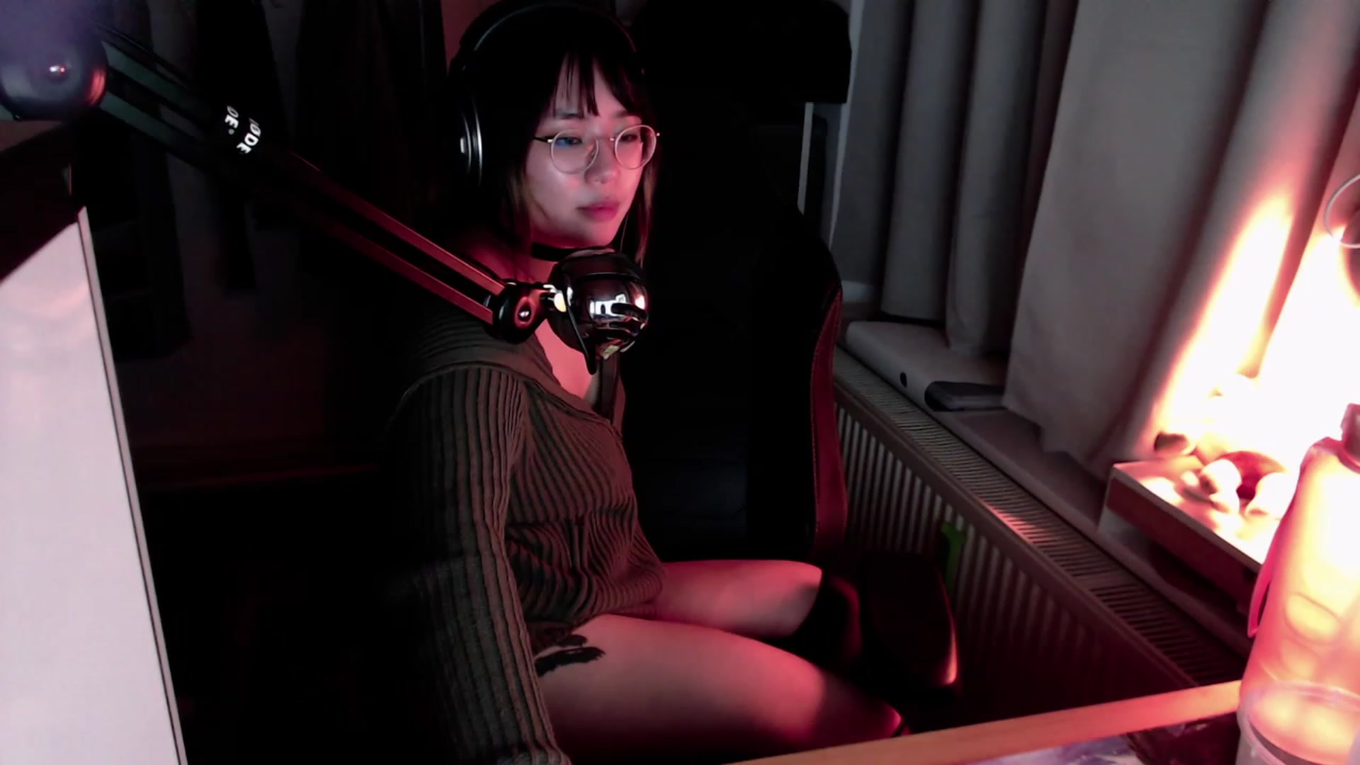 Gallery image thumbnail from Kuromin's myfreecams stream on, 08/04/2023, 02:02 image 11 of 20