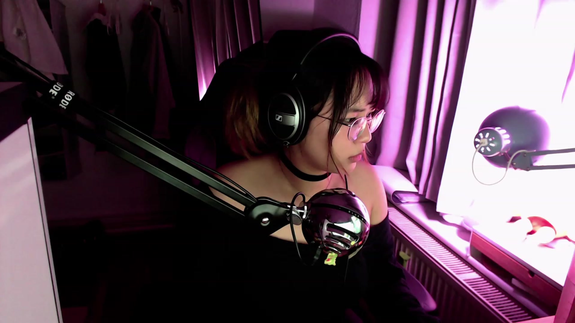 Gallery image thumbnail from Kuromin's myfreecams stream on, 08/05/2023, 21:01 image 18 of 20