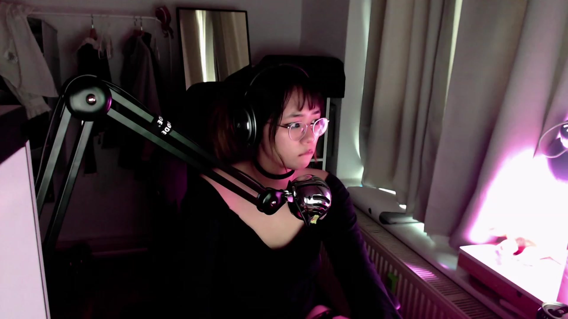 Gallery image thumbnail from Kuromin's myfreecams stream on, 08/05/2023, 21:01 image 3 of 20