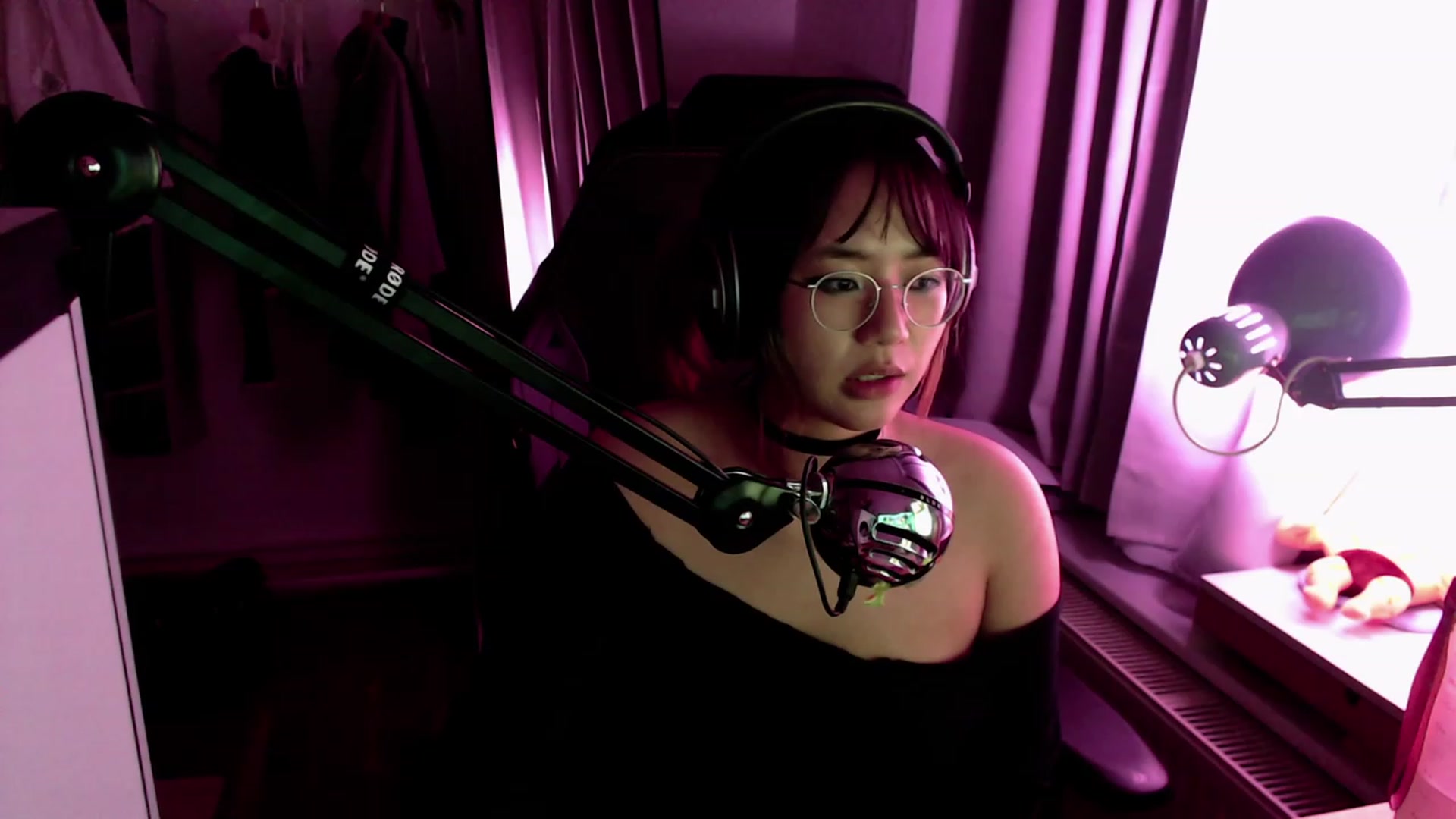 Gallery image thumbnail from Kuromin's myfreecams stream on, 08/06/2023, 01:58 image 18 of 20